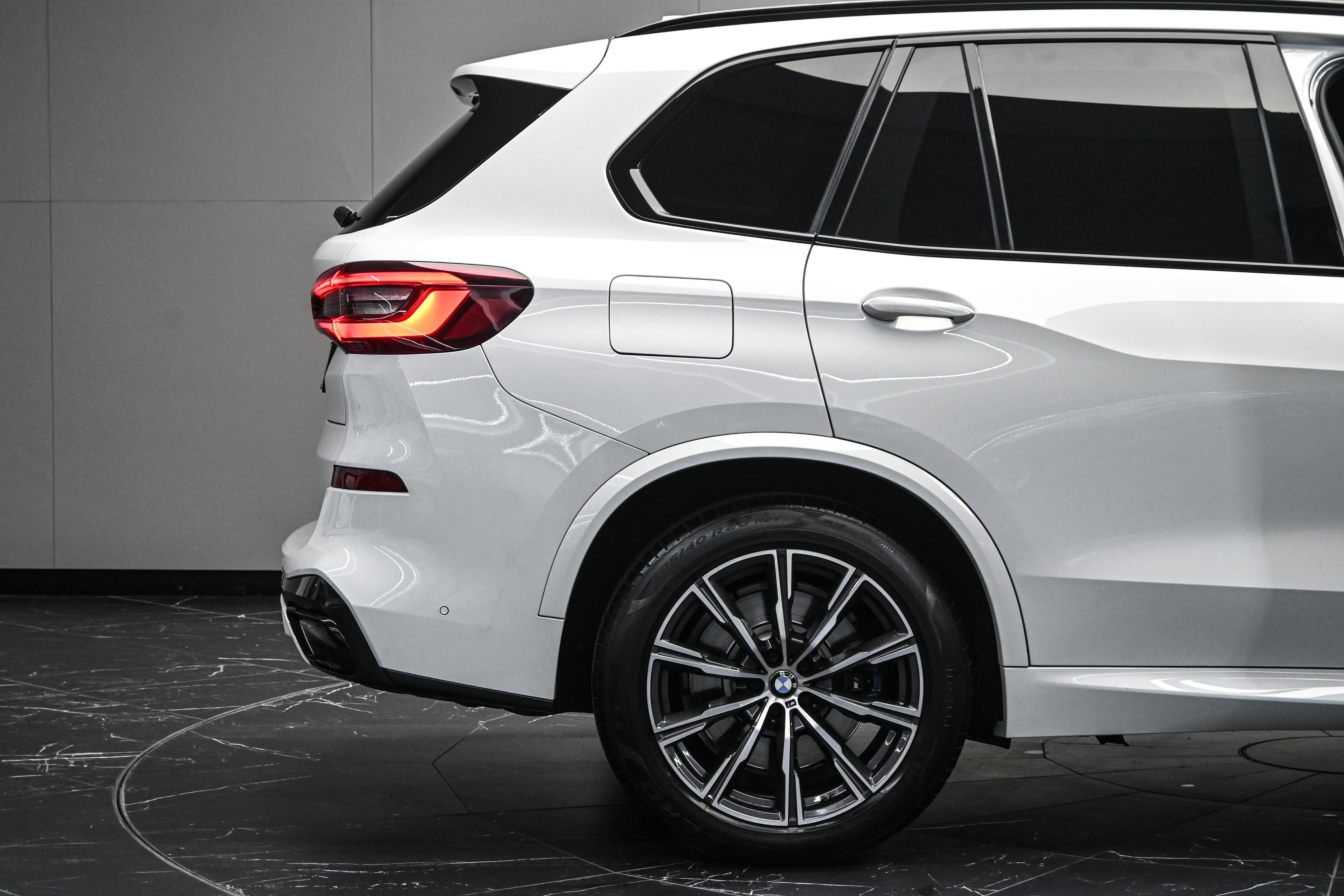 2021 BMW X5