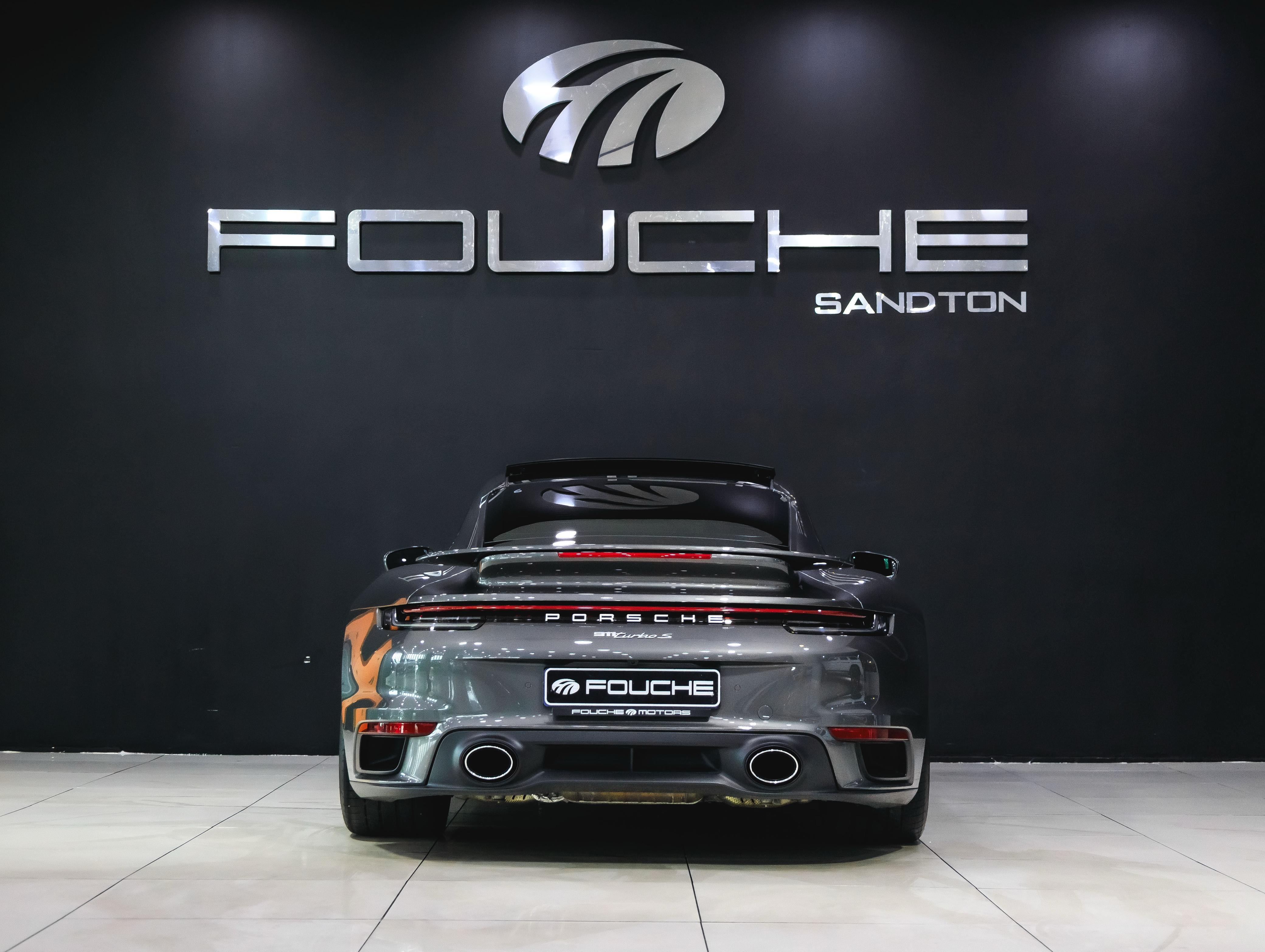 2021 PORSCHE 911 TURBO S Image 2