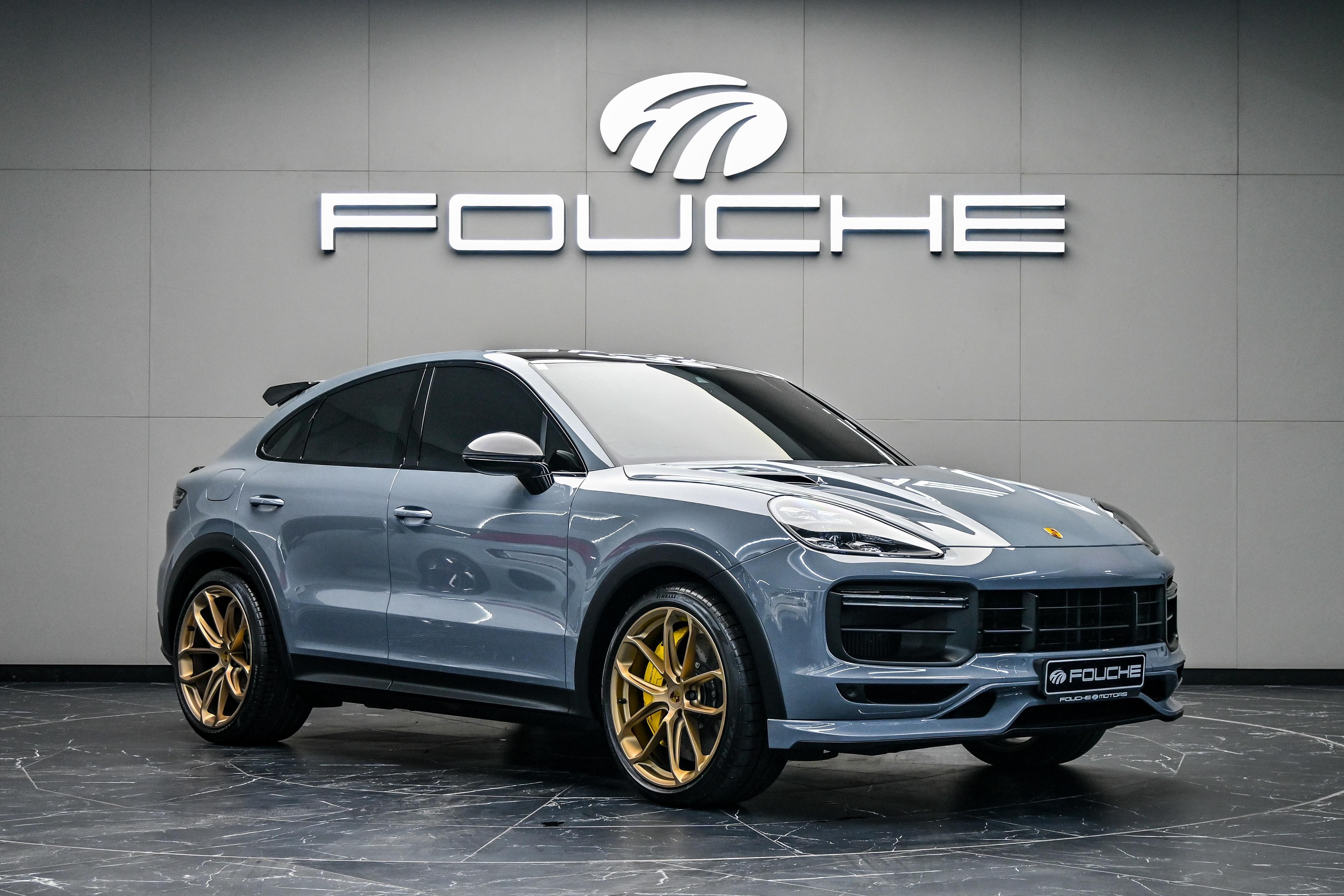 2022 PORSCHE CAYENNE