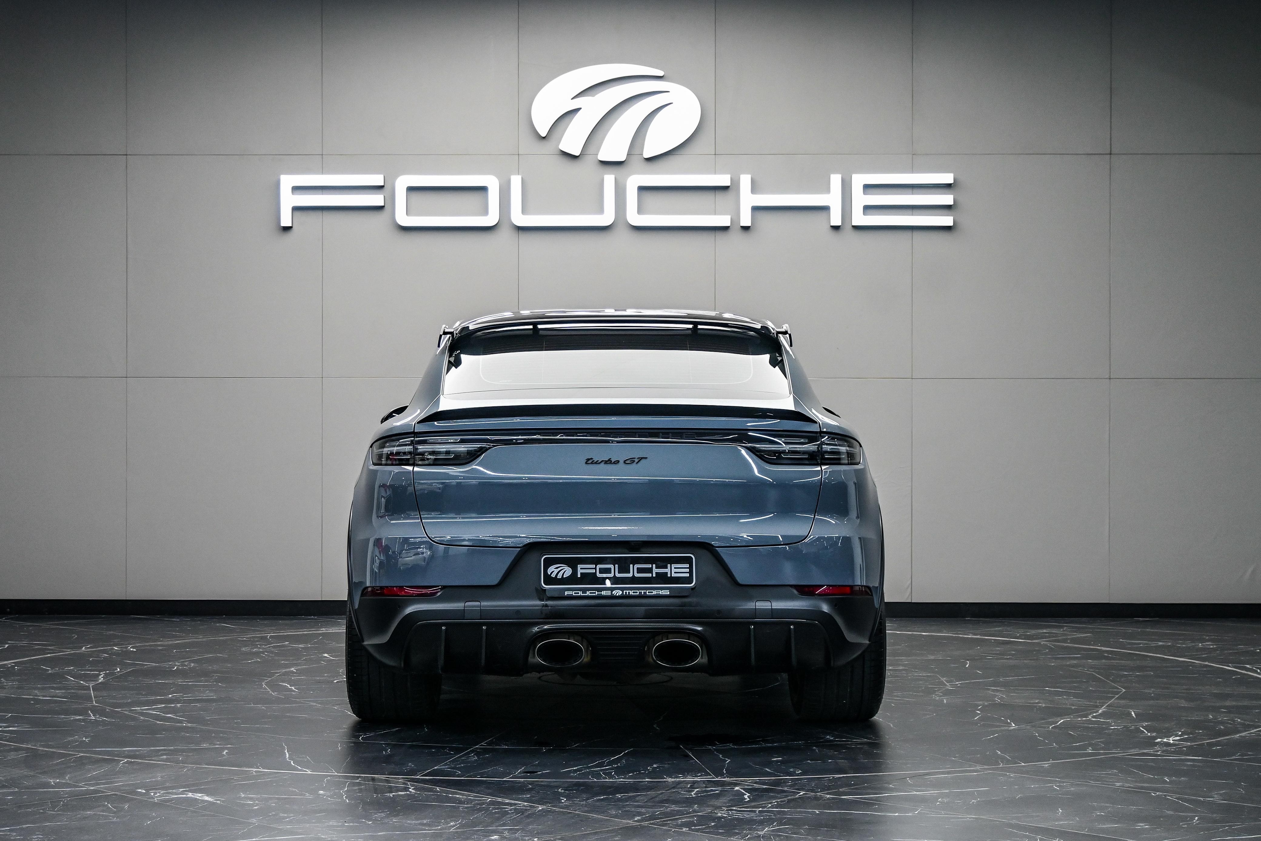 2022 PORSCHE CAYENNE