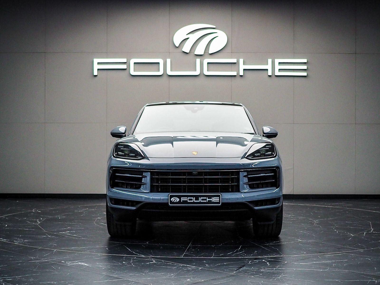 2025 PORSCHE CAYENNE Image 1