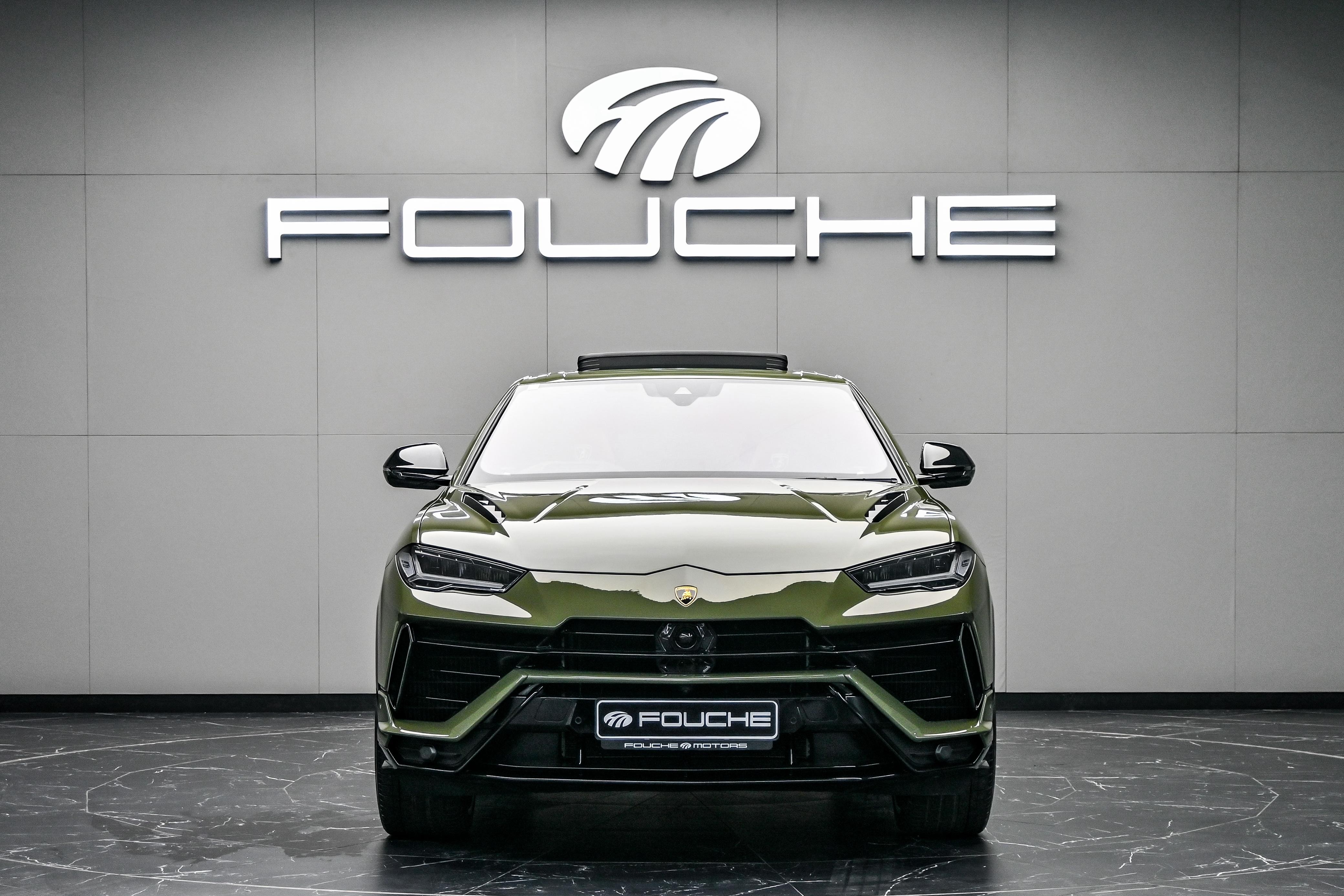 2023 LAMBORGHINI URUS Image 1