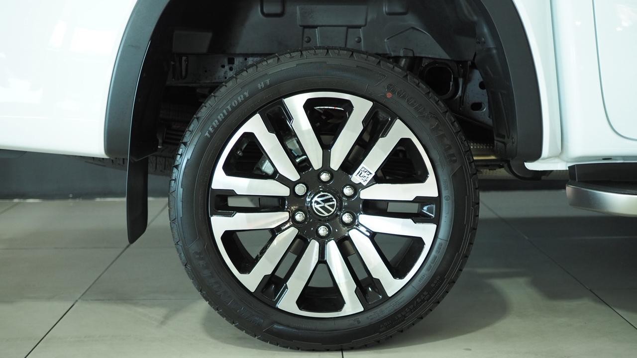 2025 VOLKSWAGEN AMAROK