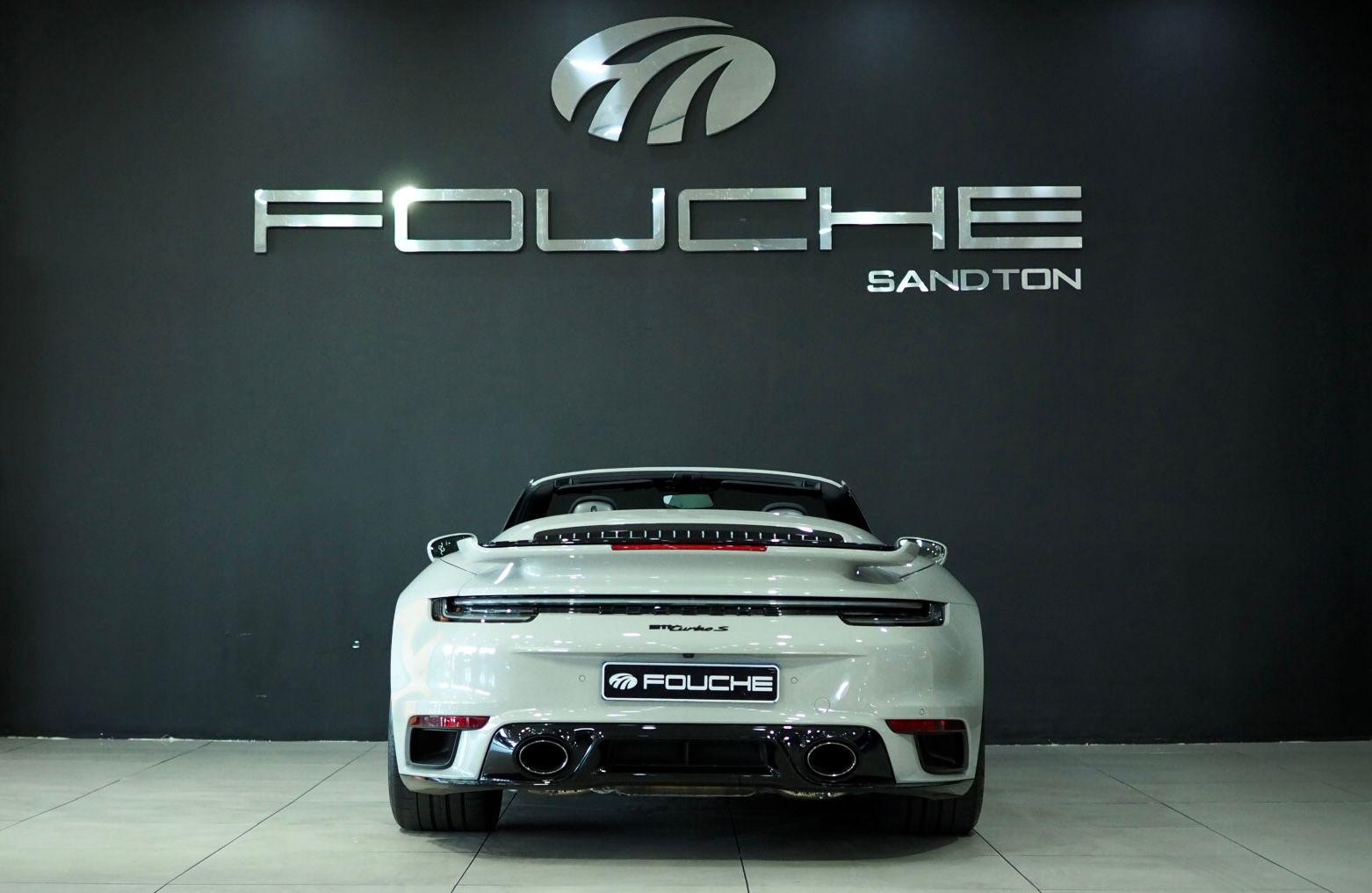 2022 PORSCHE 911