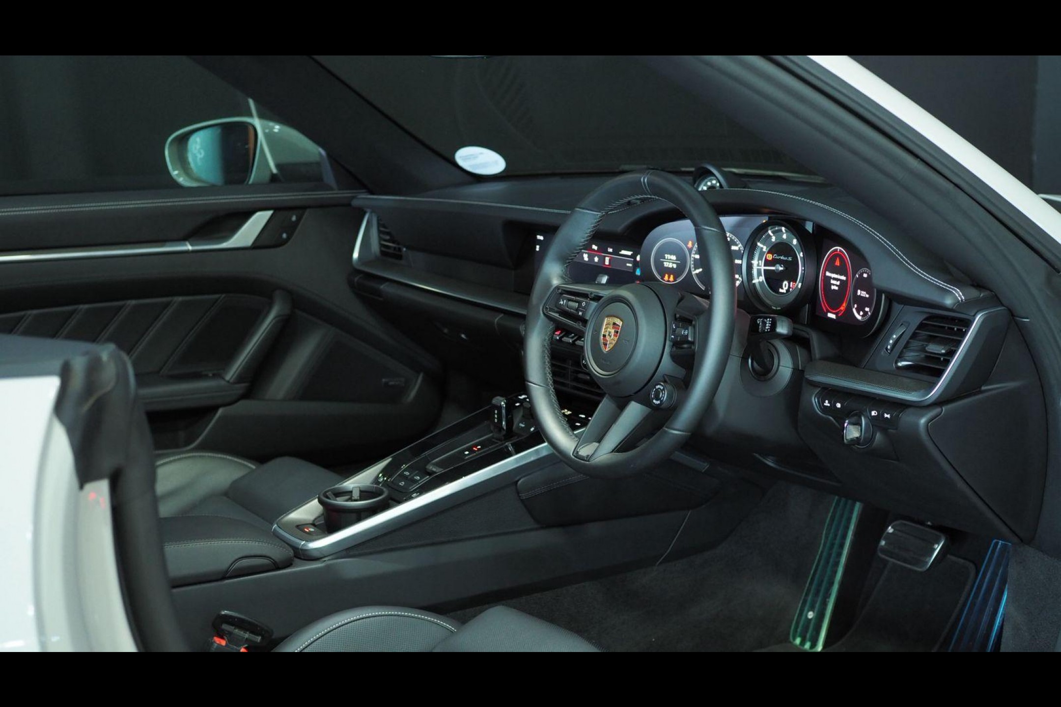 2022 PORSCHE 911