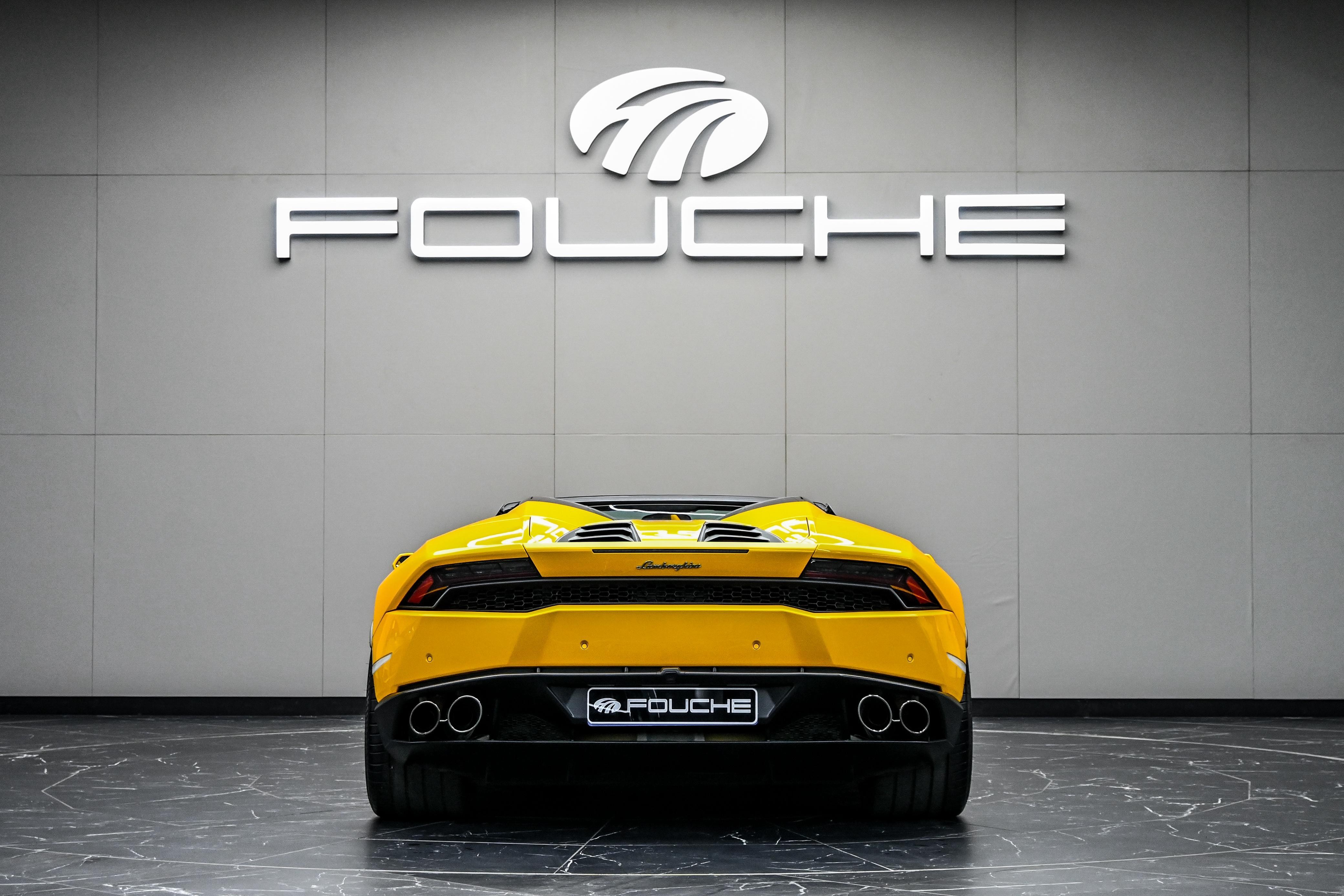 2016 LAMBORGHINI HURACAN Image 2
