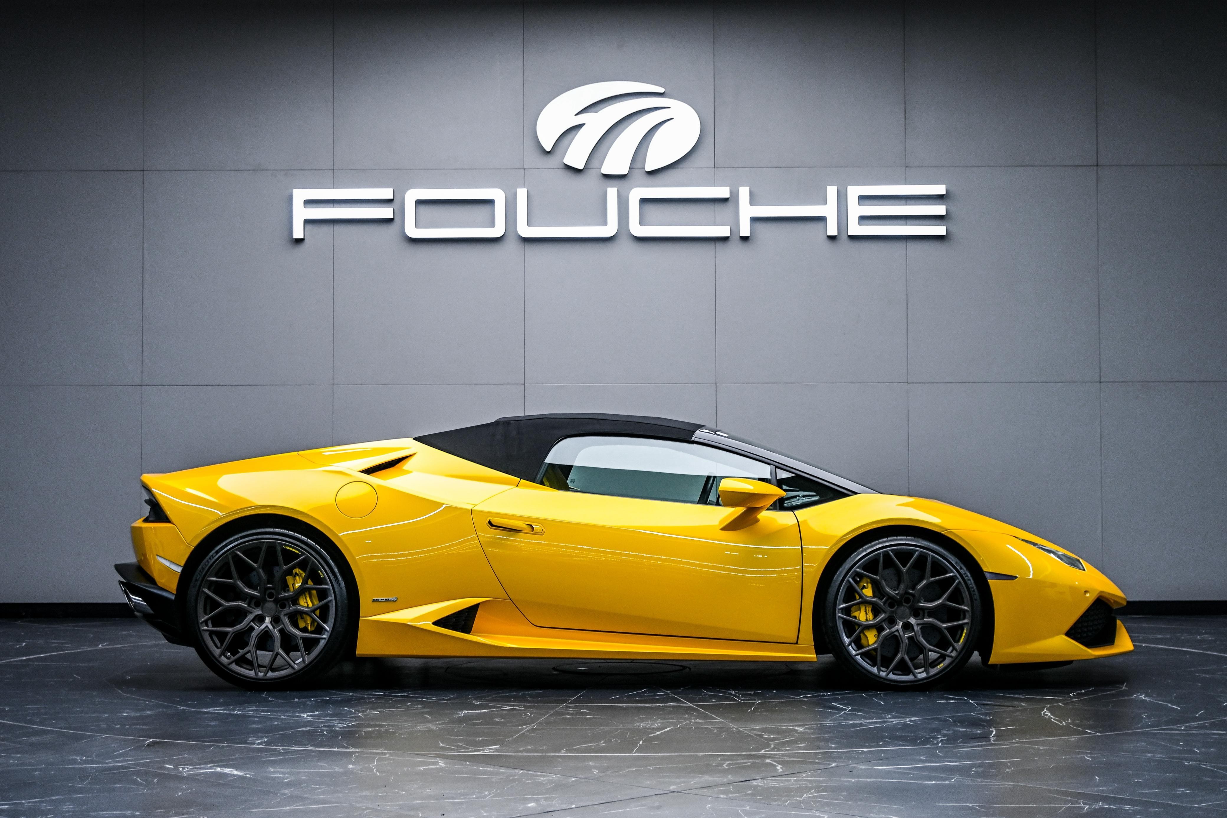 2016 LAMBORGHINI HURACAN