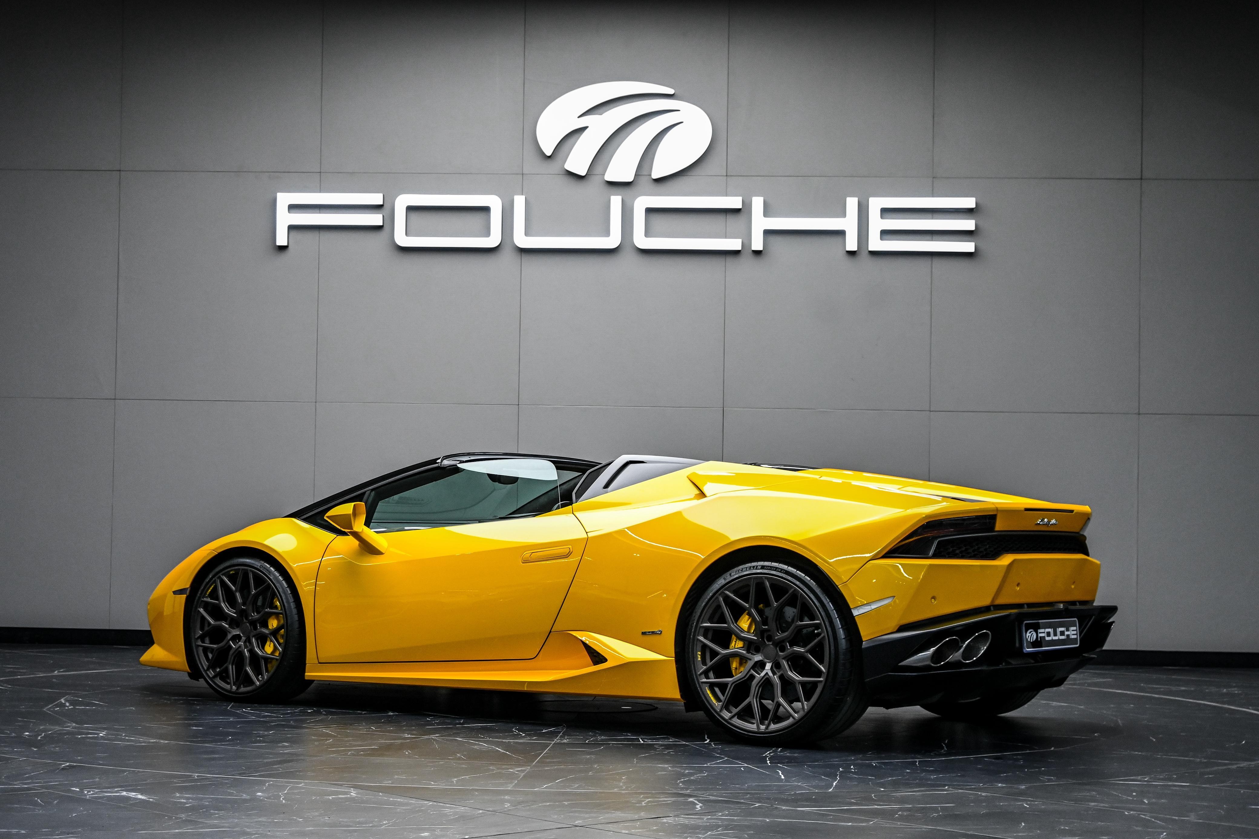 2016 LAMBORGHINI HURACAN