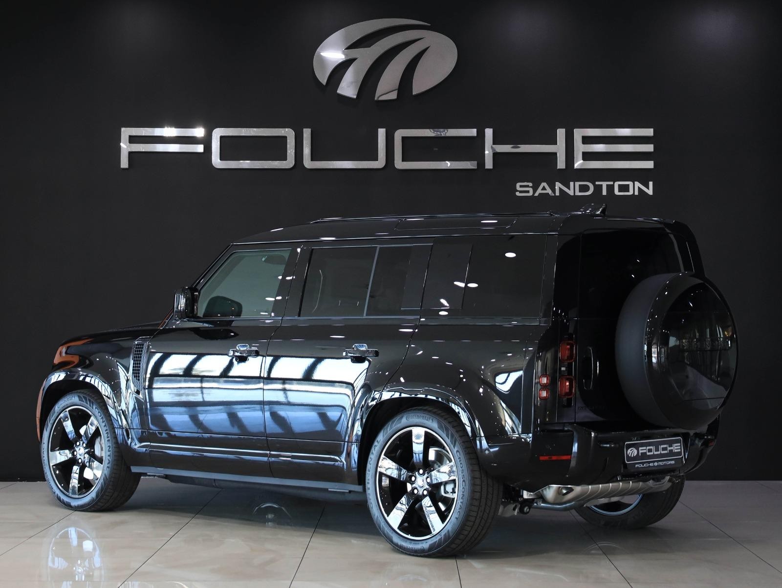2025 LAND ROVER DEFENDER 110