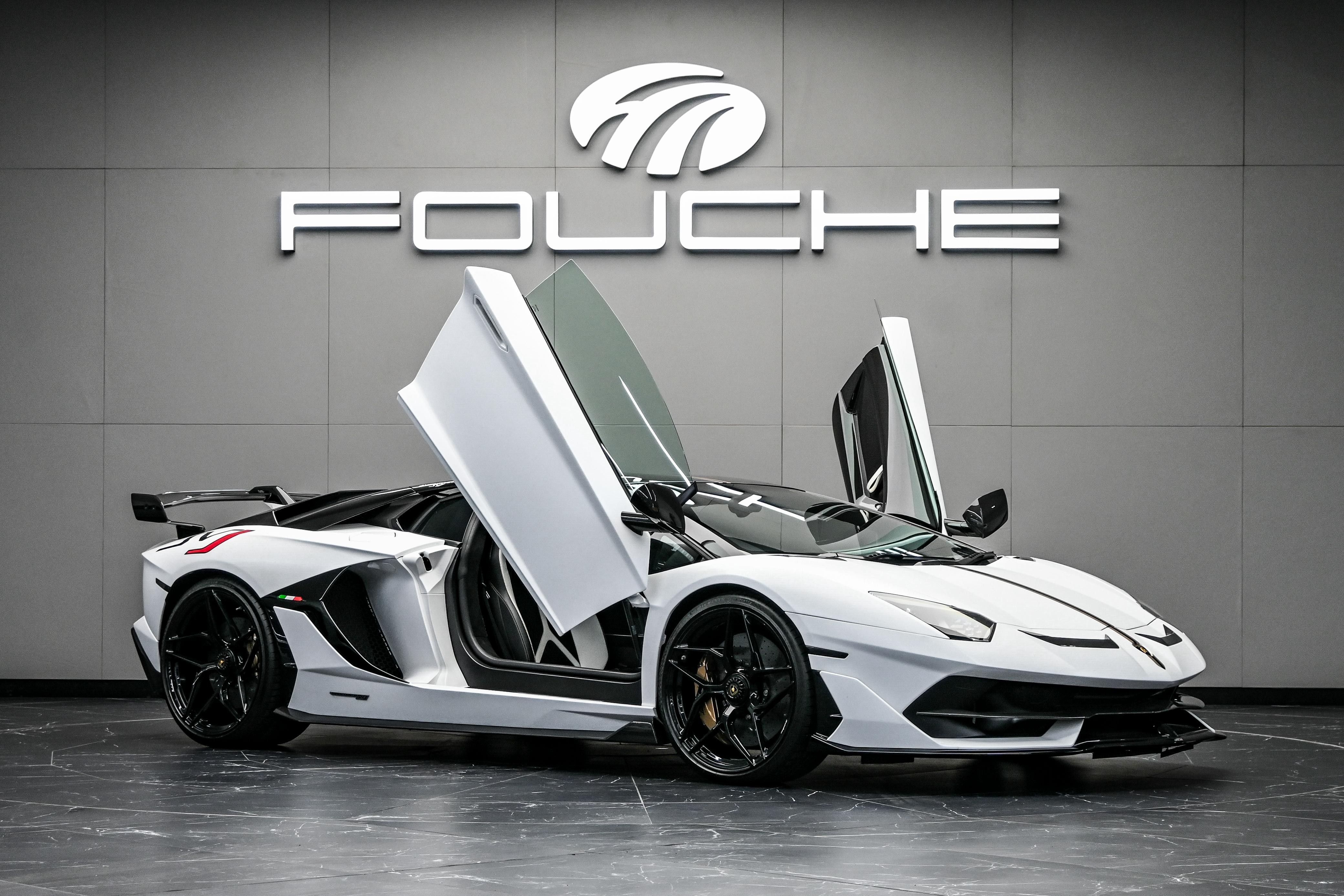 2019 LAMBORGHINI AVENTADOR