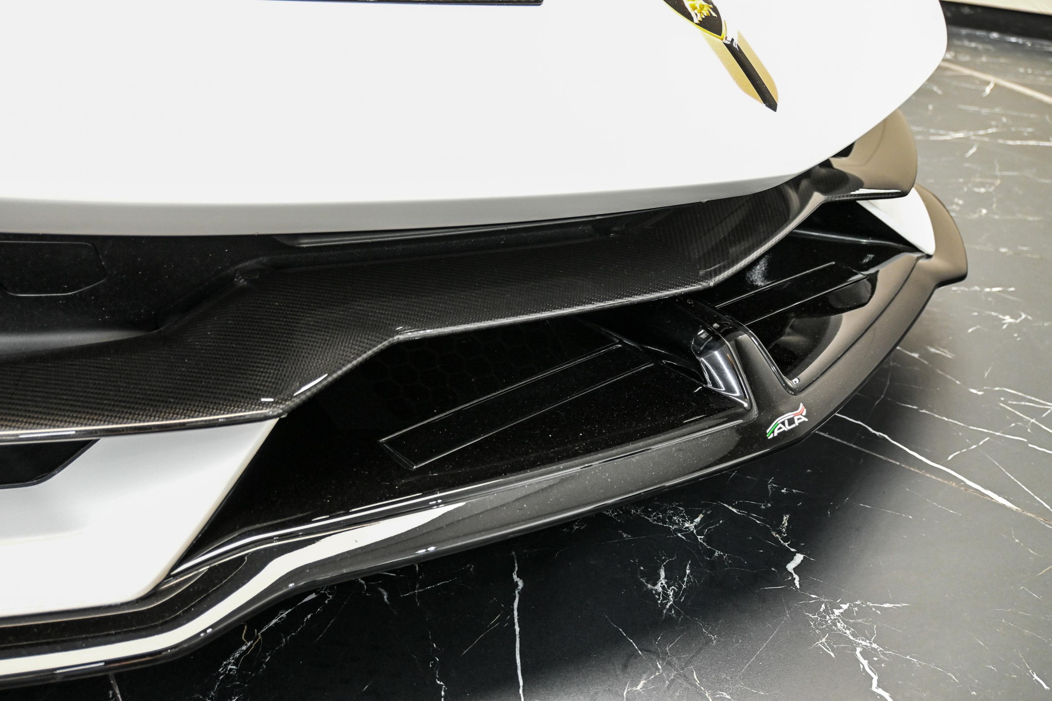 2019 LAMBORGHINI AVENTADOR