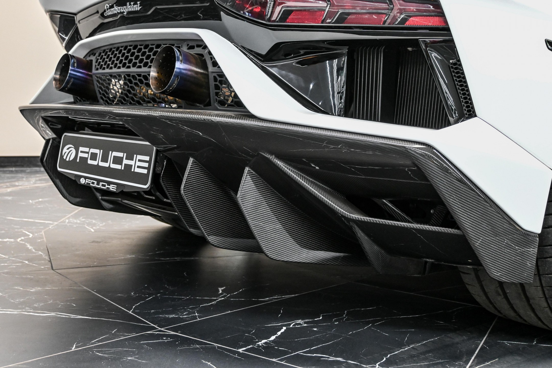 2019 LAMBORGHINI AVENTADOR