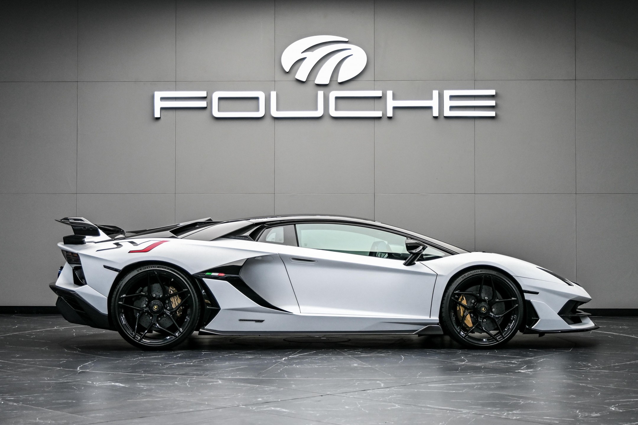 2019 LAMBORGHINI AVENTADOR