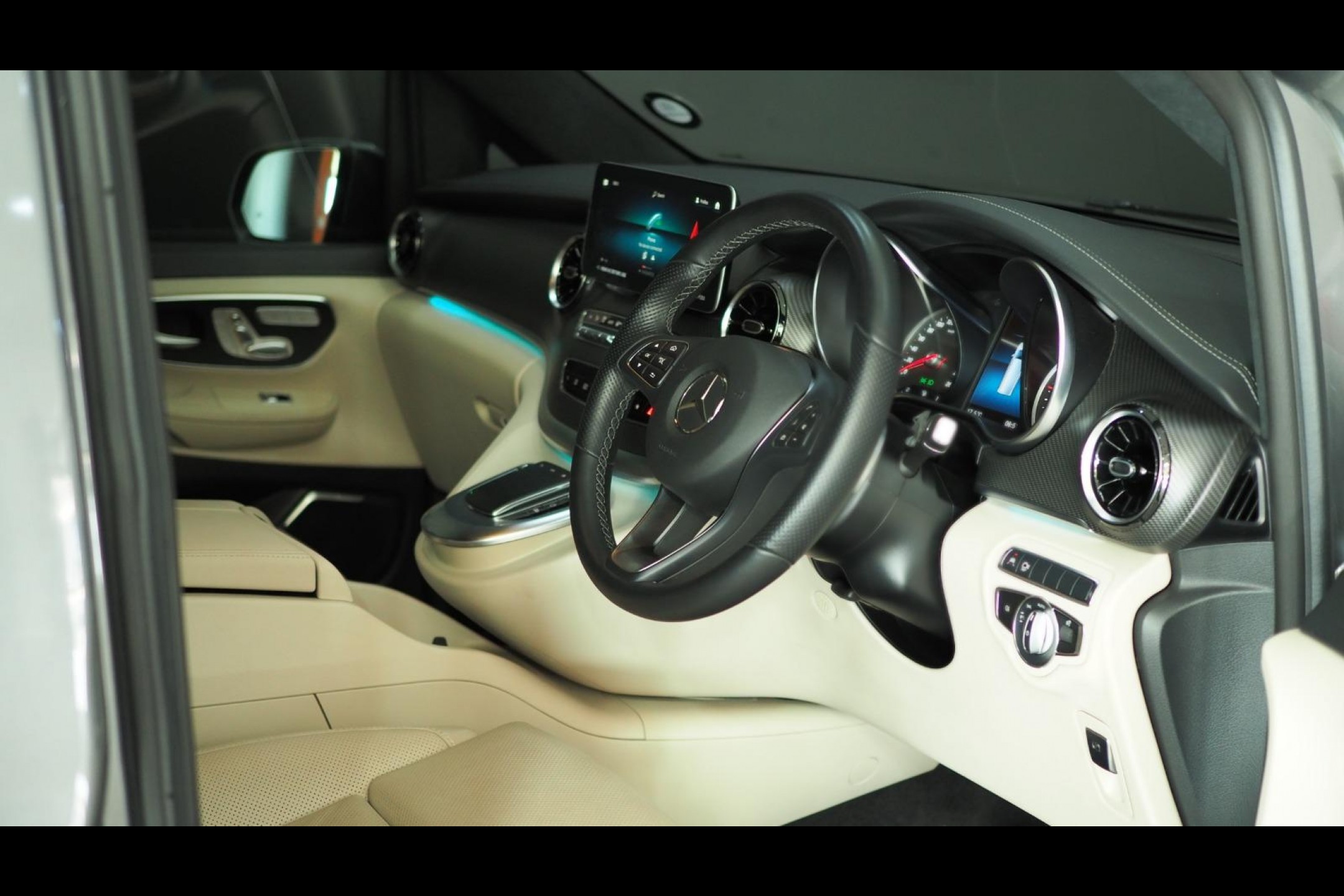 2023 MERCEDES-BENZ V-CLASS