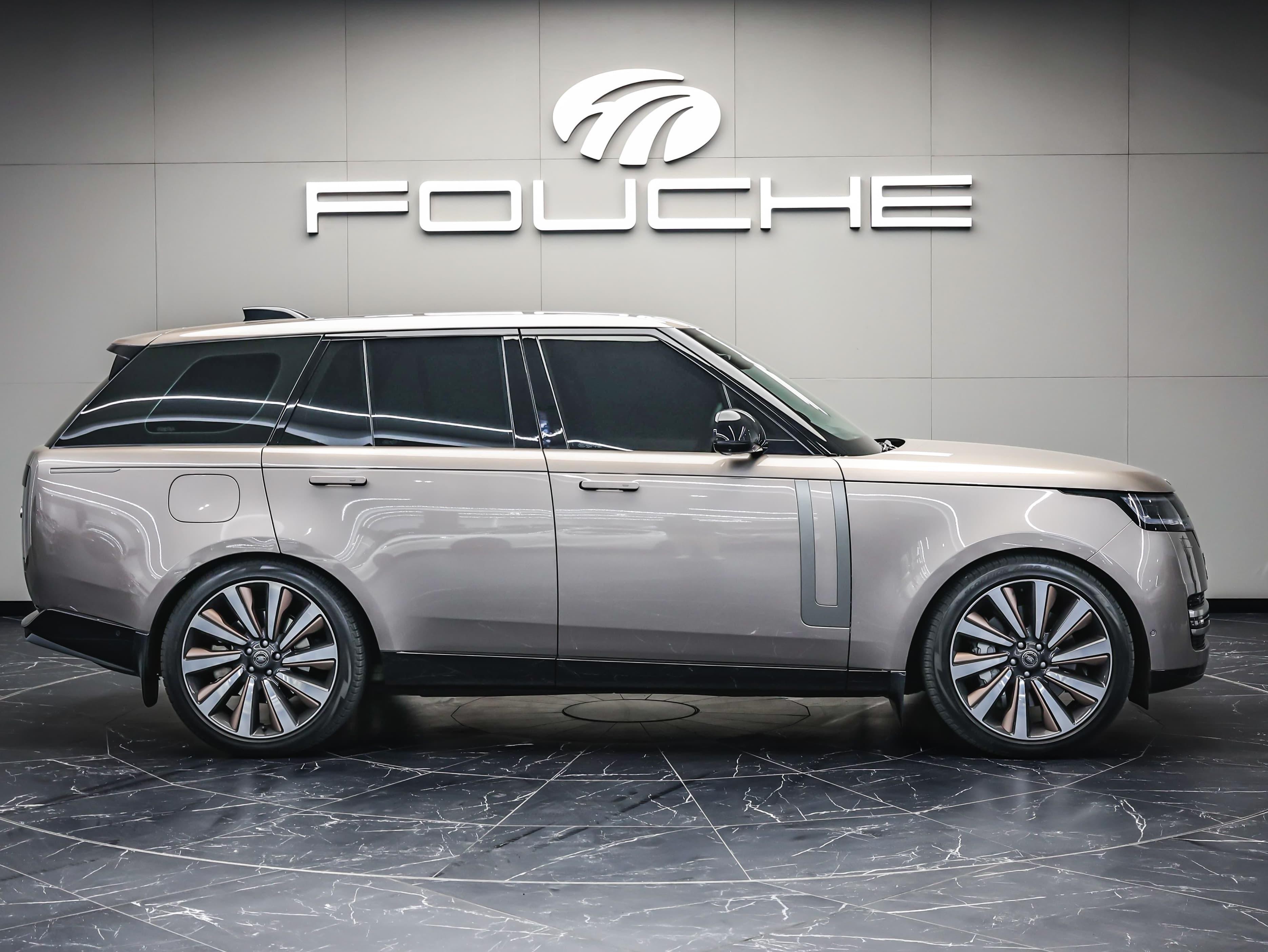 2023 LAND ROVER RANGE ROVER Image 1