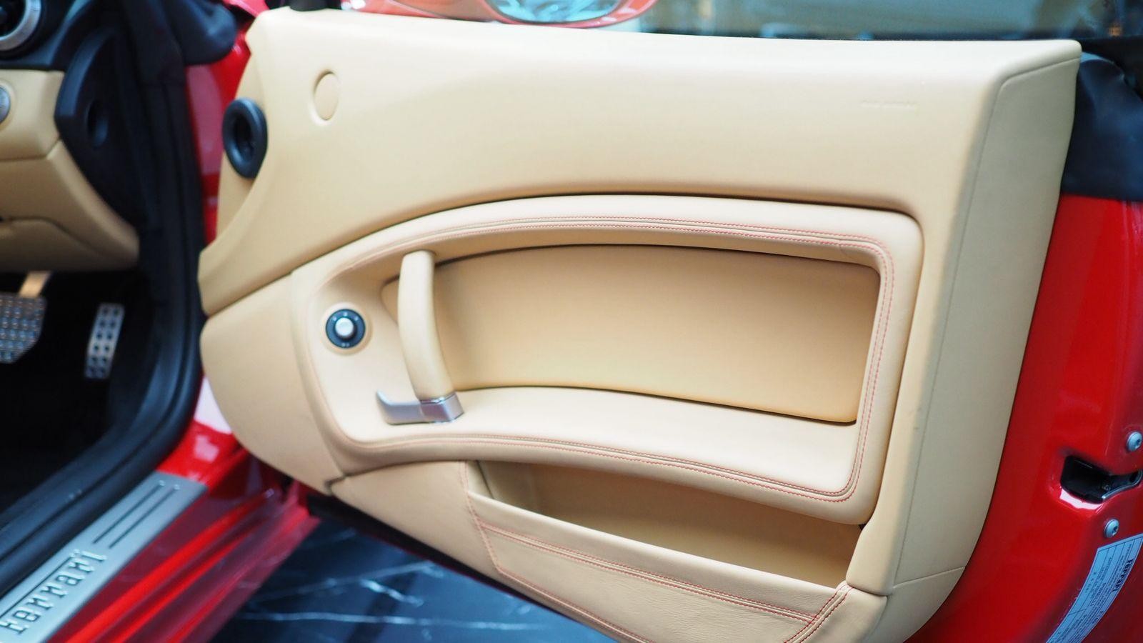 2011 FERRARI CALIFORNIA