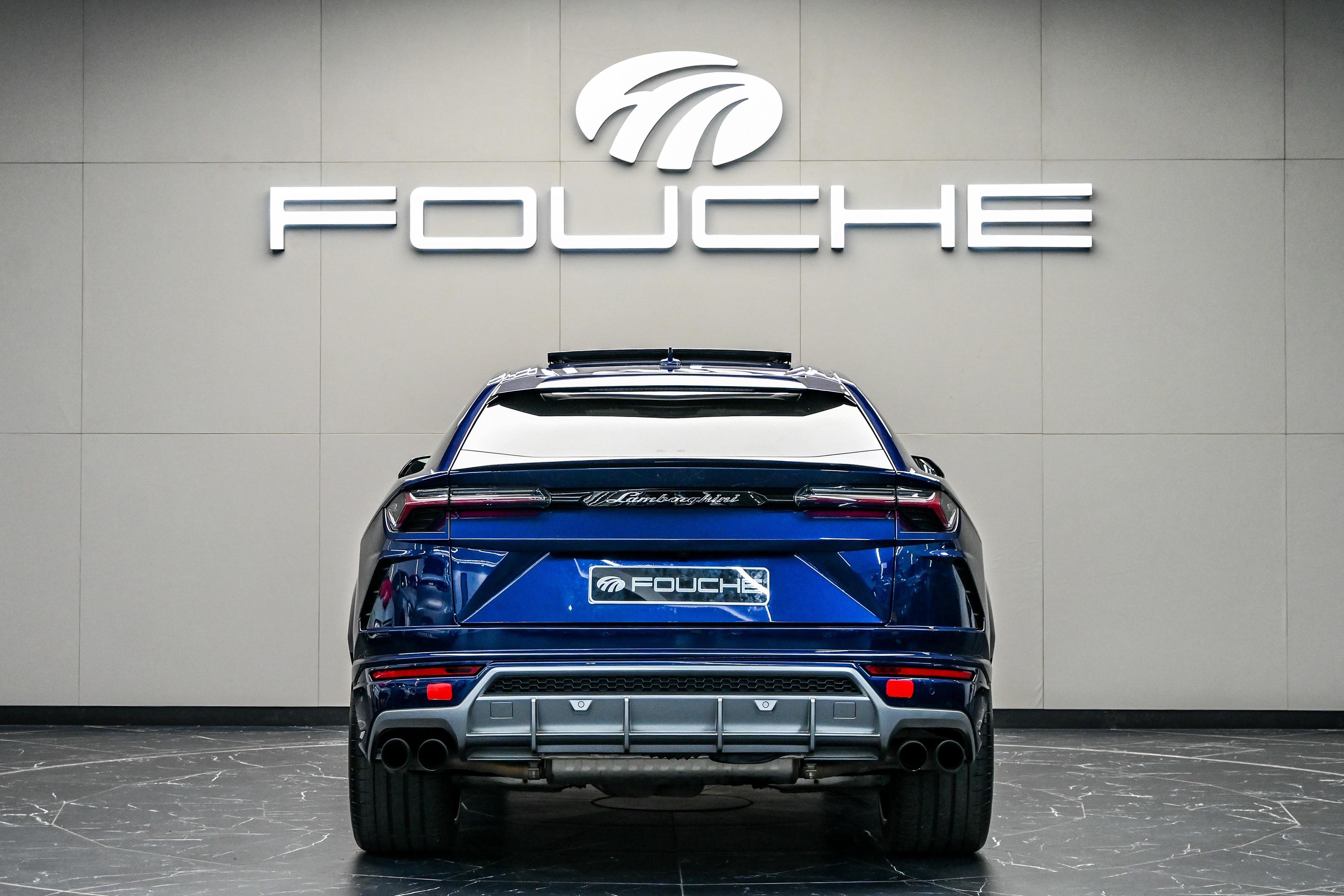 2019 LAMBORGHINI URUS