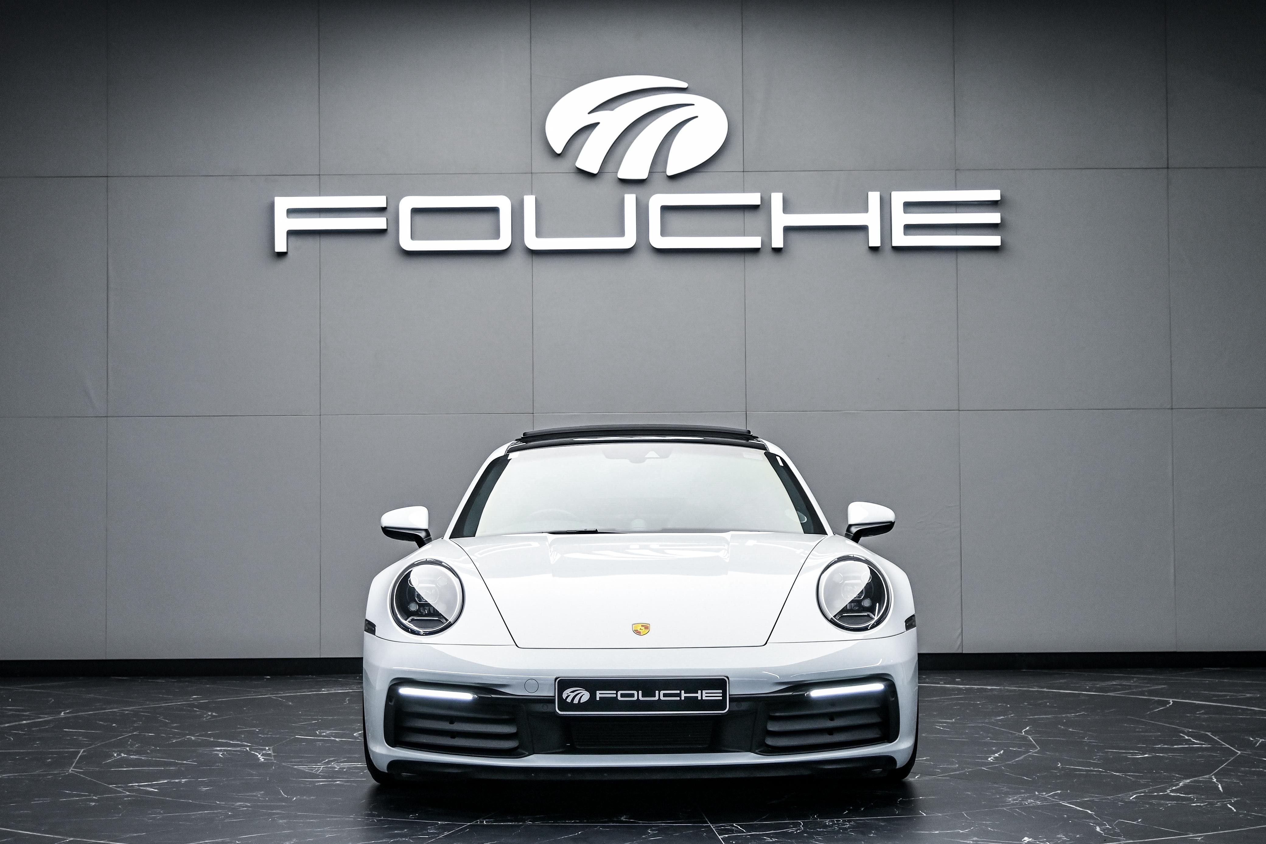 2020 PORSCHE 911 Image 1
