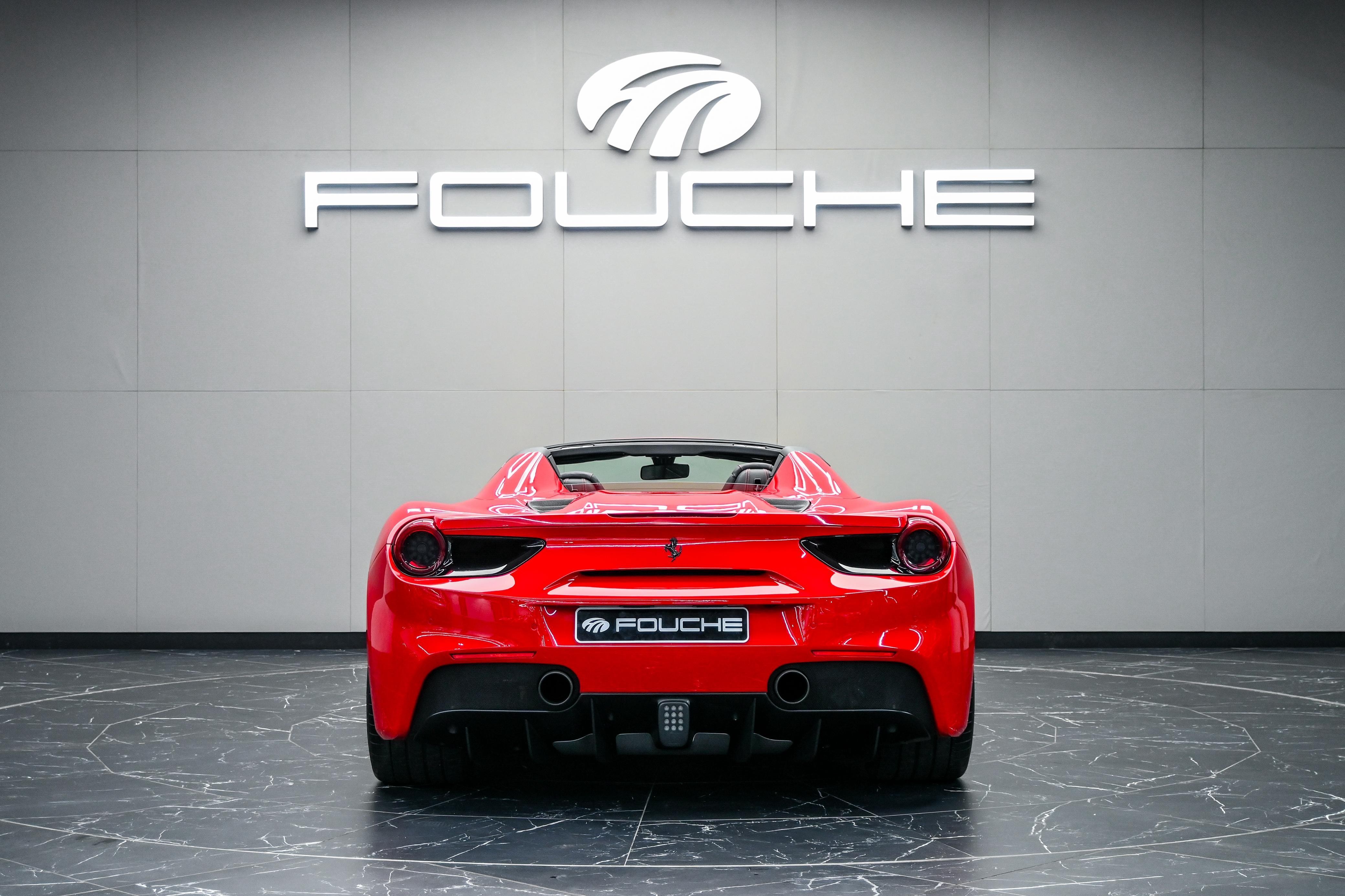 2018 FERRARI 488 Image 2