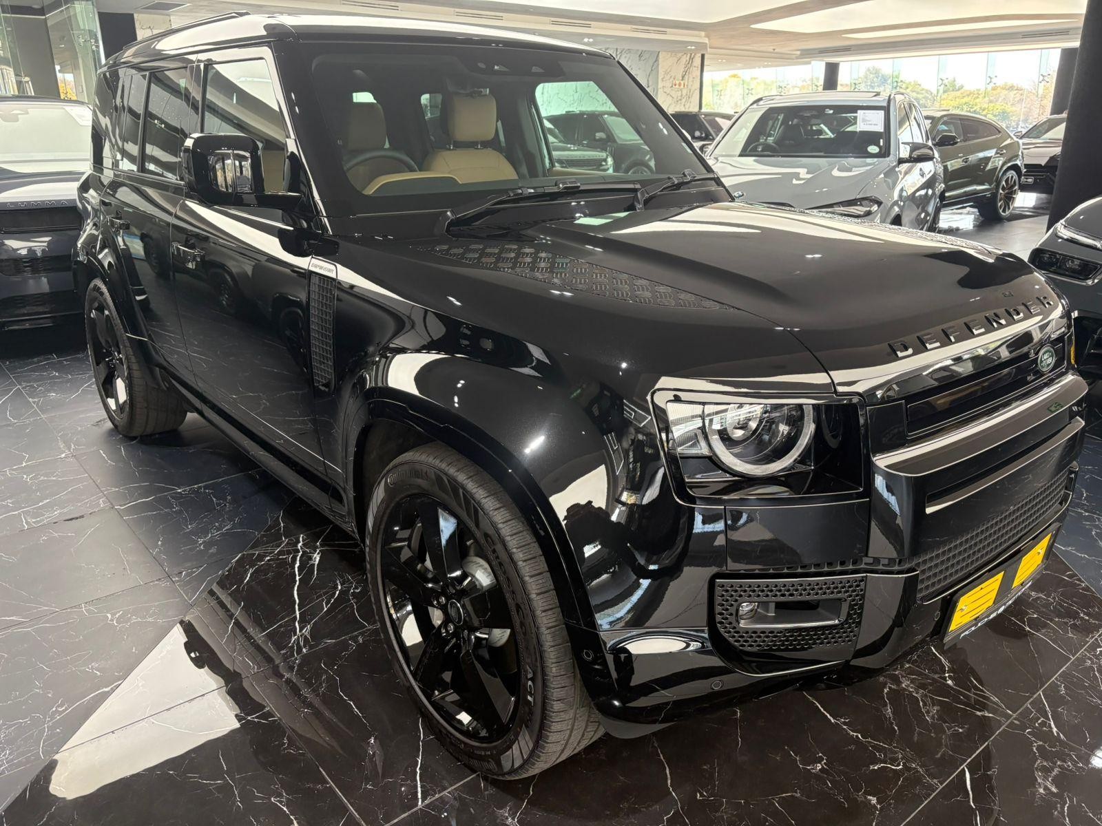 2025 LAND ROVER DEFENDER 110 Image 2