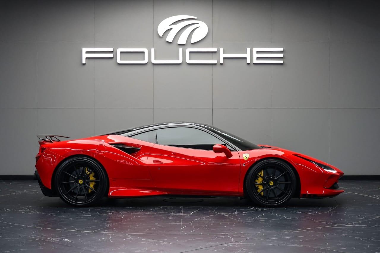 2022 FERRARI F8 Image 2