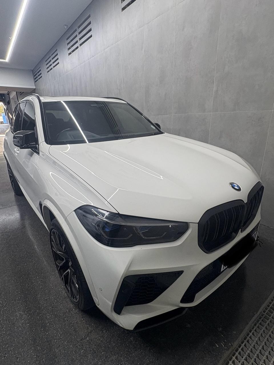 2022 BMW M5 Image 2