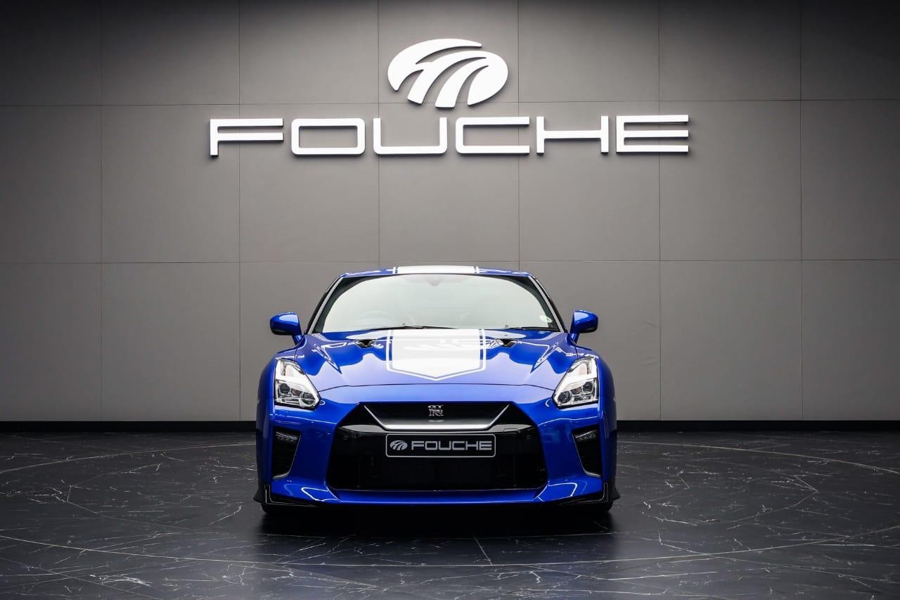 2019 NISSAN GT-R Image 1