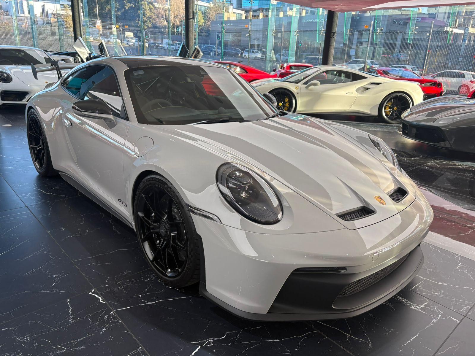 2023 PORSCHE 911 Image 2