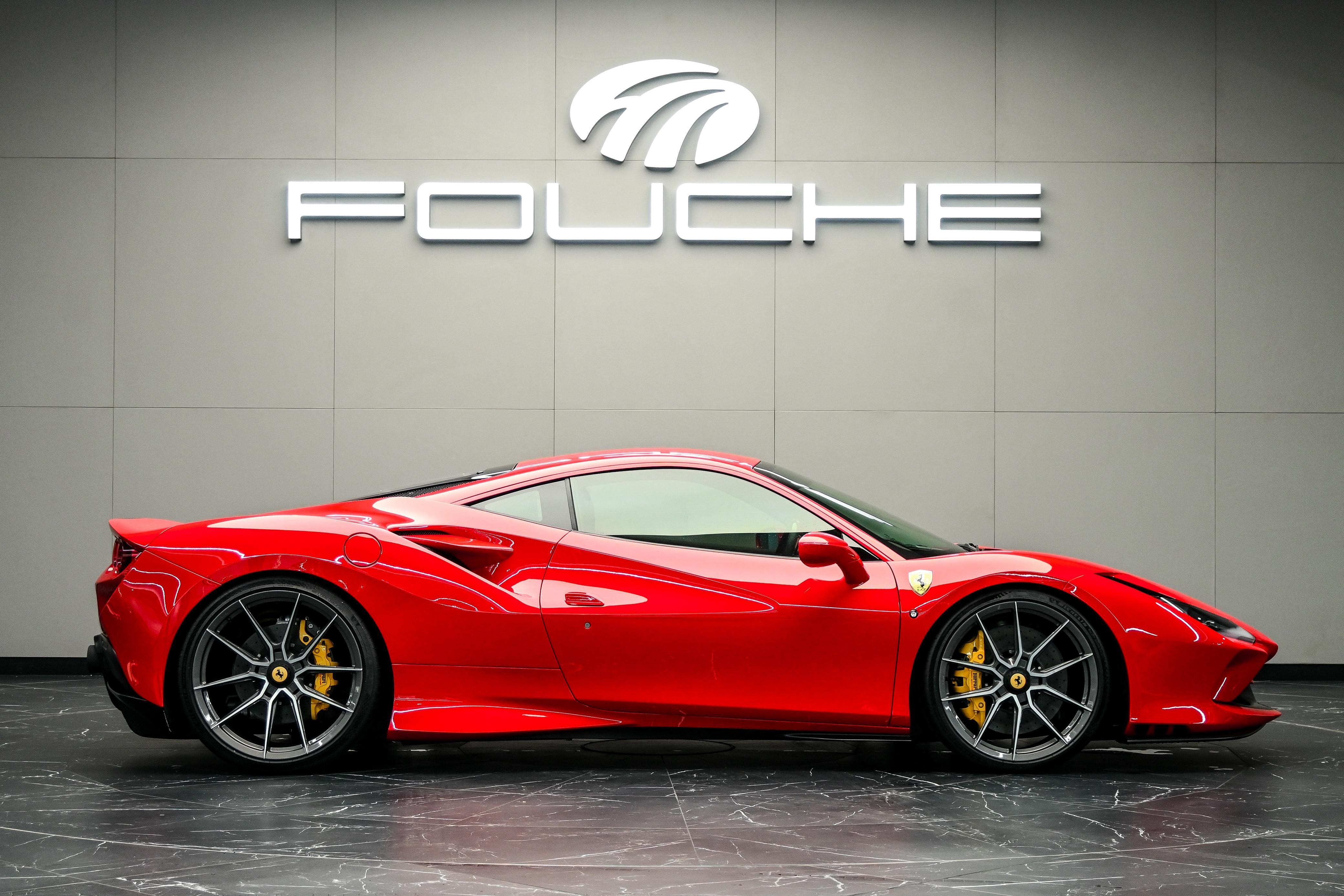 2021 FERRARI F8 Image 2