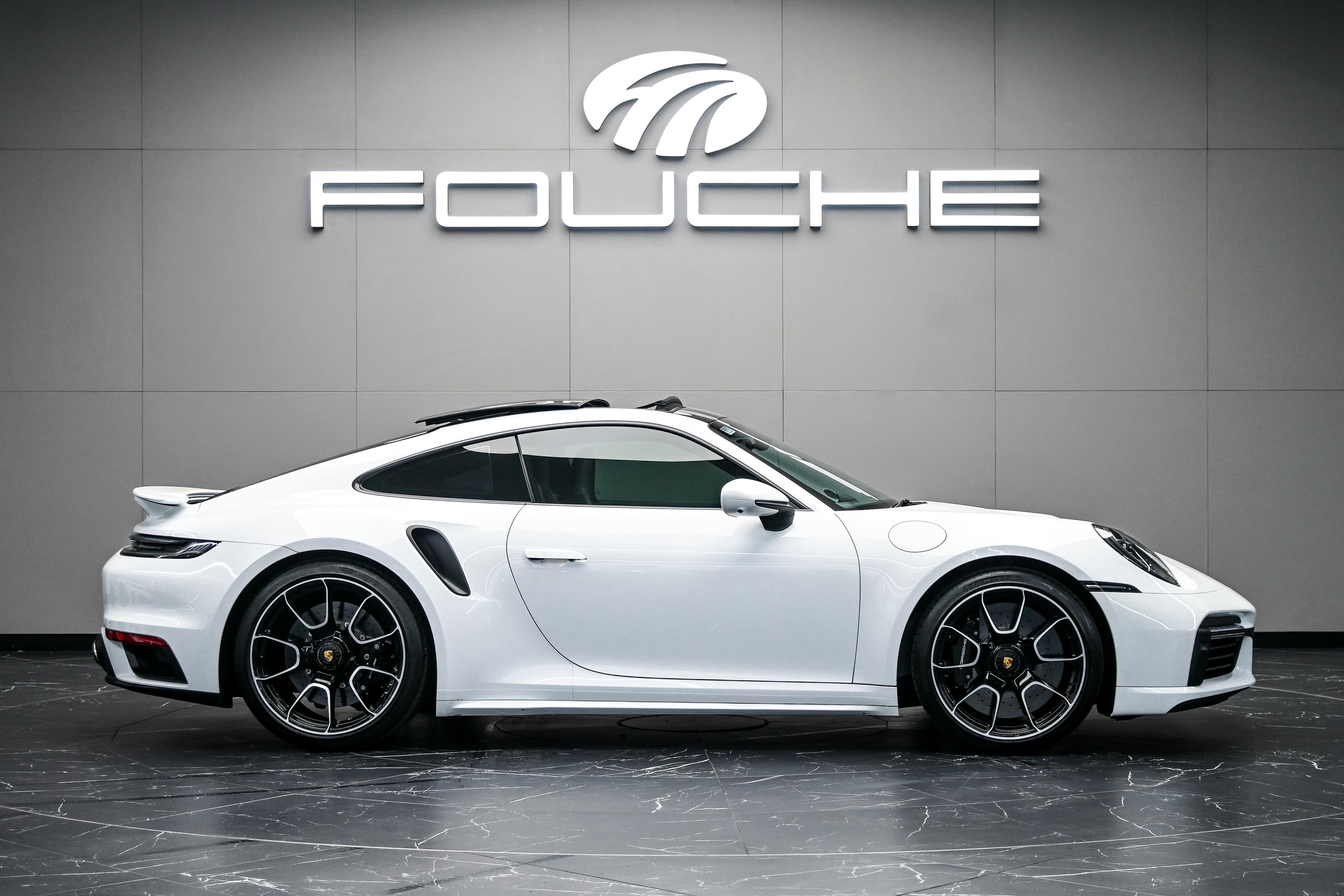 2023 PORSCHE 911 Image 2