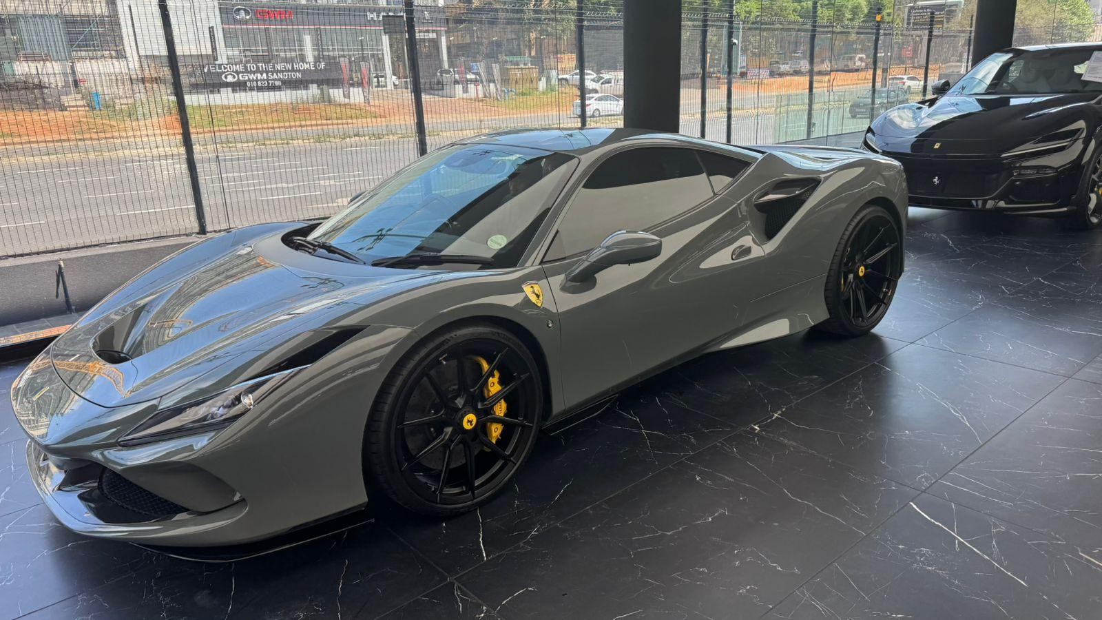2023 FERRARI F8 Image 2