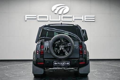 2025 LAND ROVER Image 2