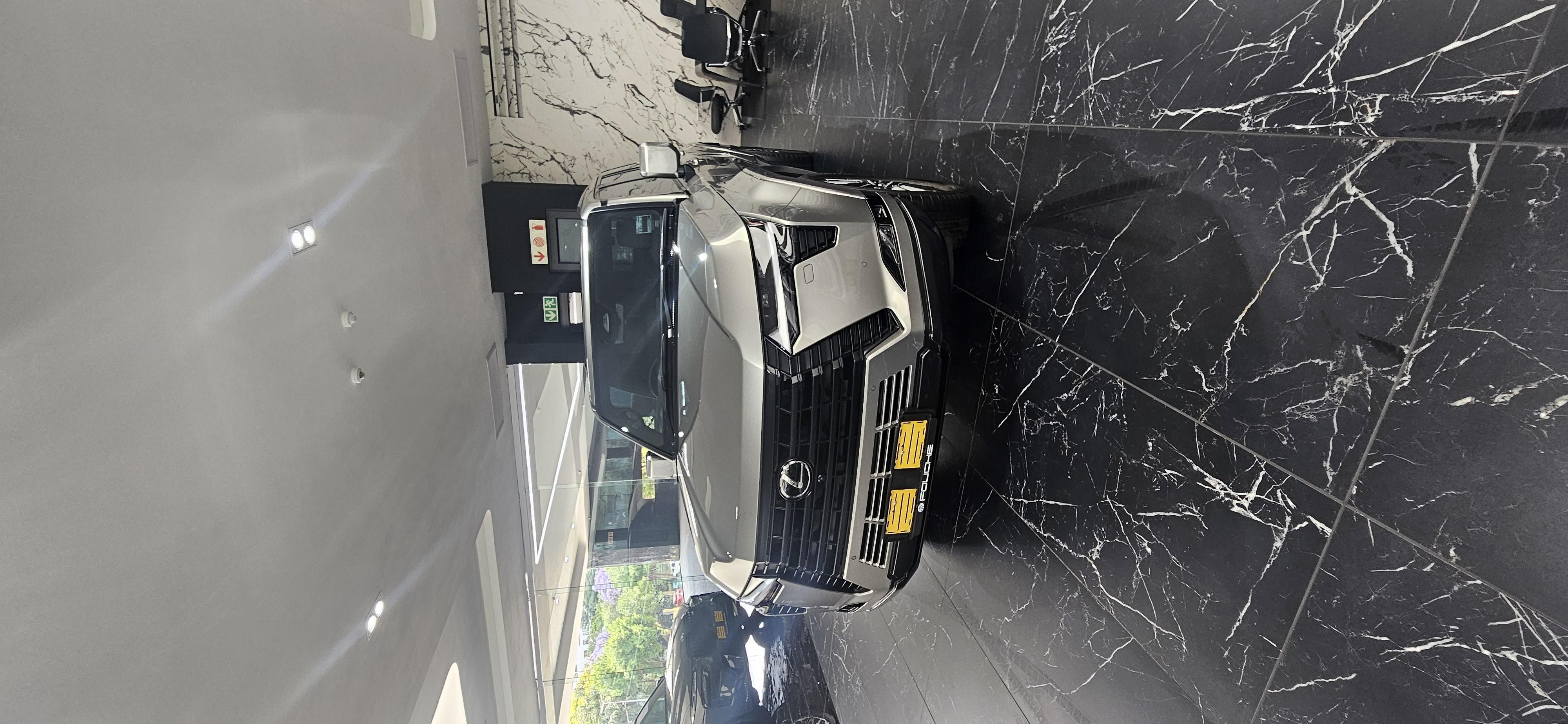 2025 LEXUS GX 550 Image 2