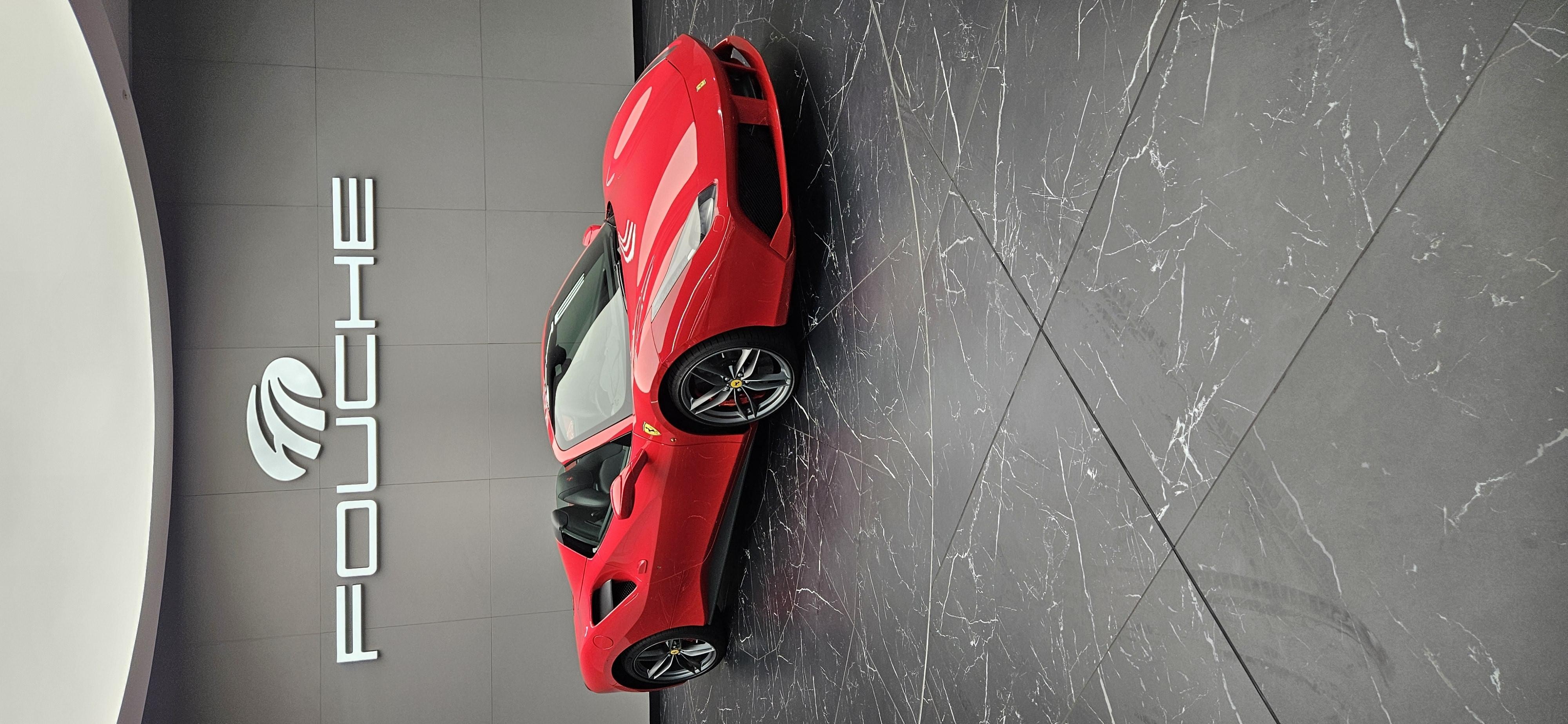 2016 FERRARI 488 Image 2