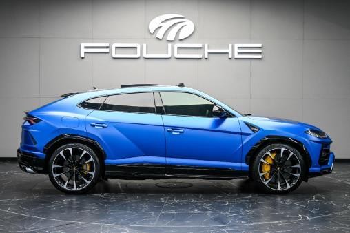 2023 LAMBORGHINI URUS Image 1