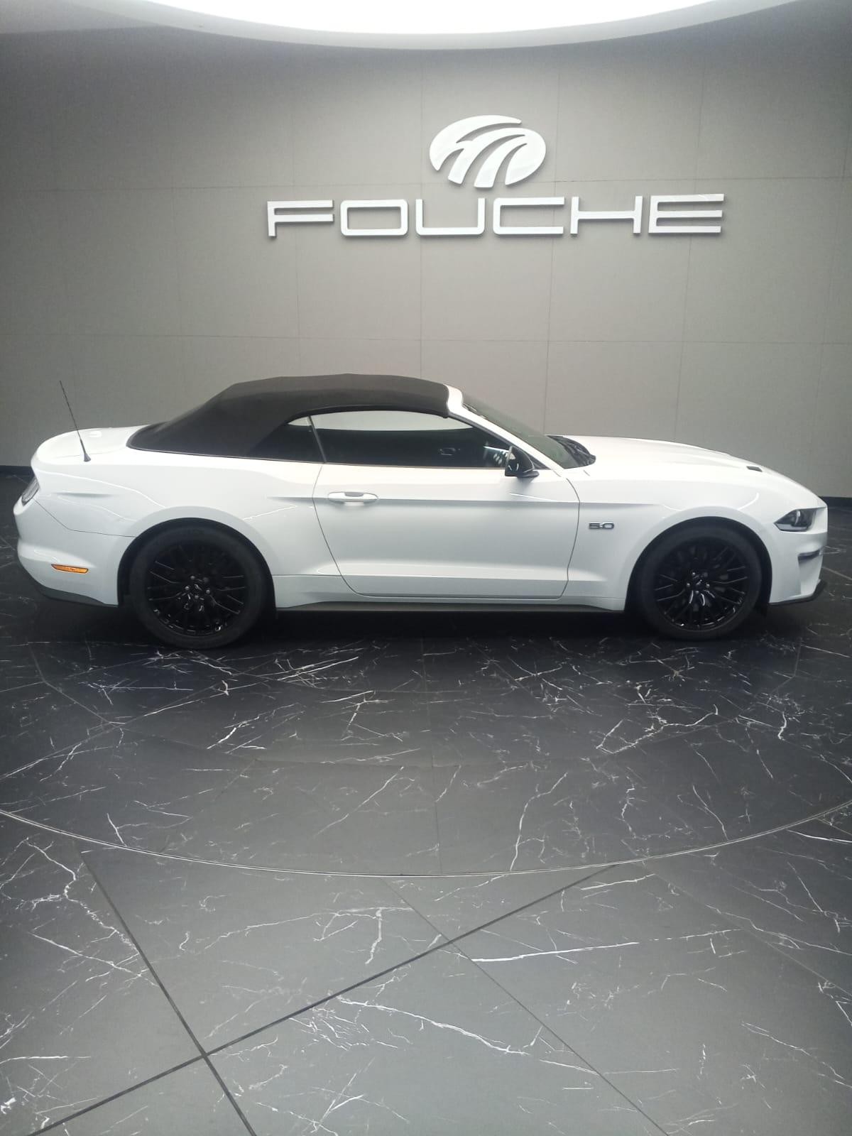 2021 FORD MUSTANG Image 1