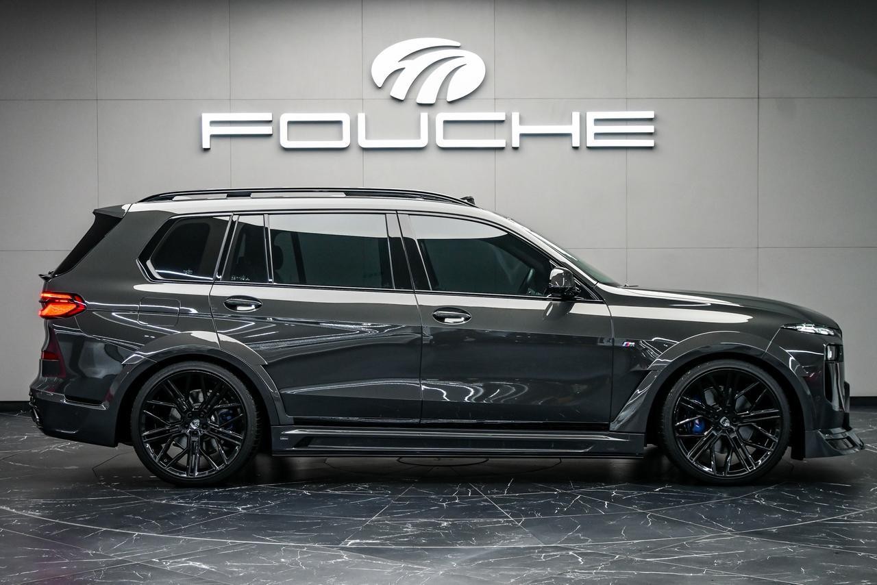 2024 BMW X7 Image 1