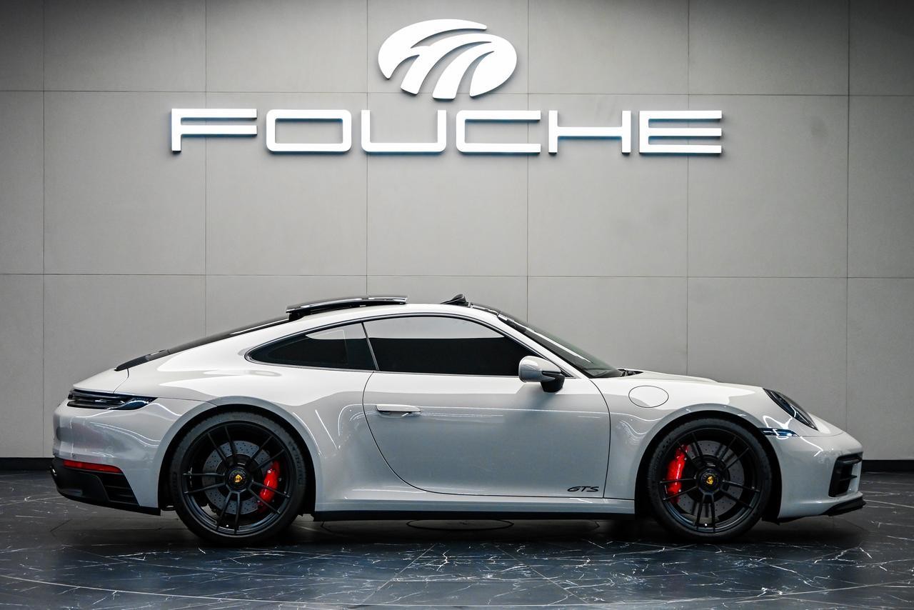 2023 PORSCHE 911 Image 1