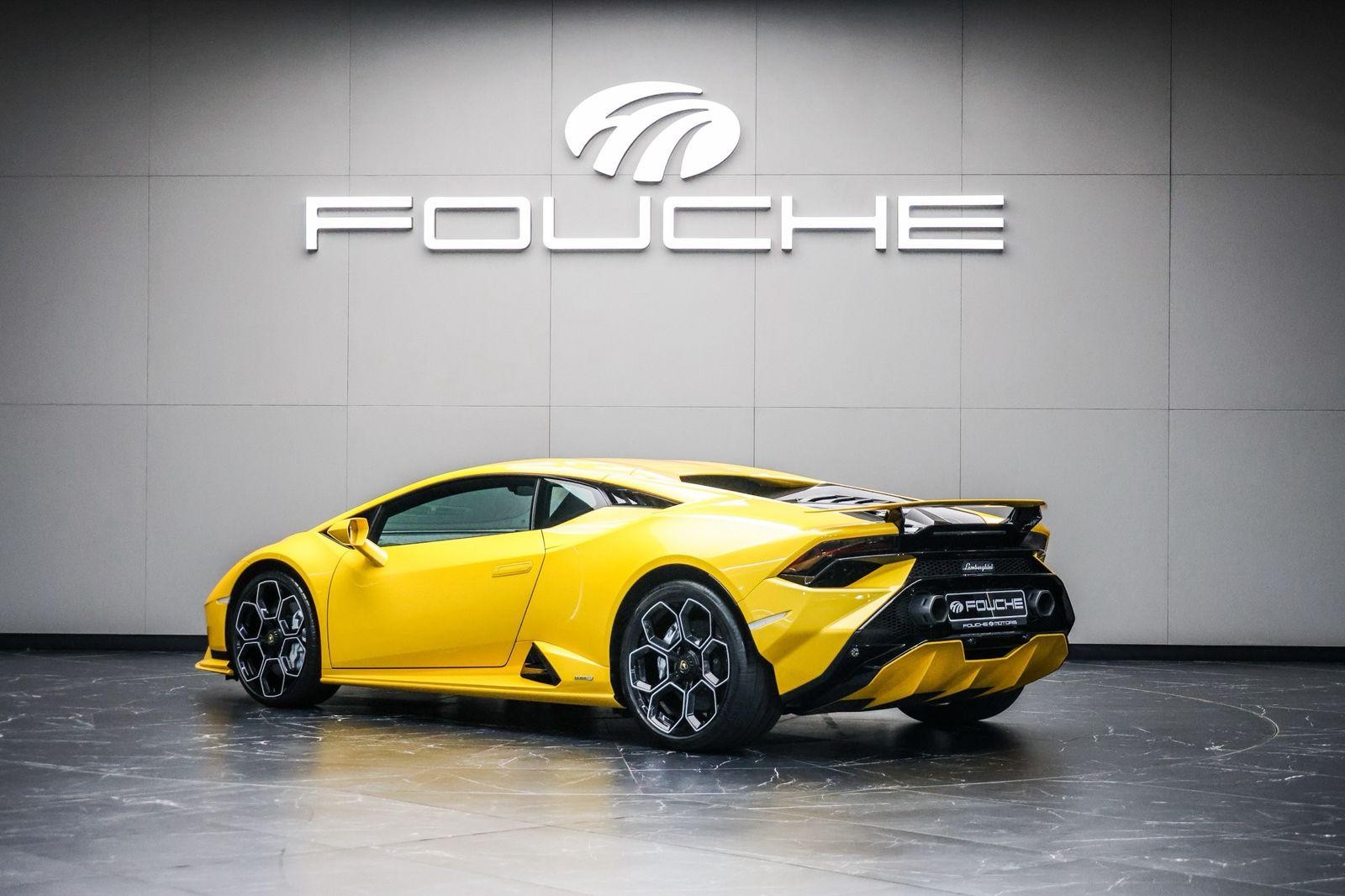 2023 LAMBORGHINI HURACAN Image 2