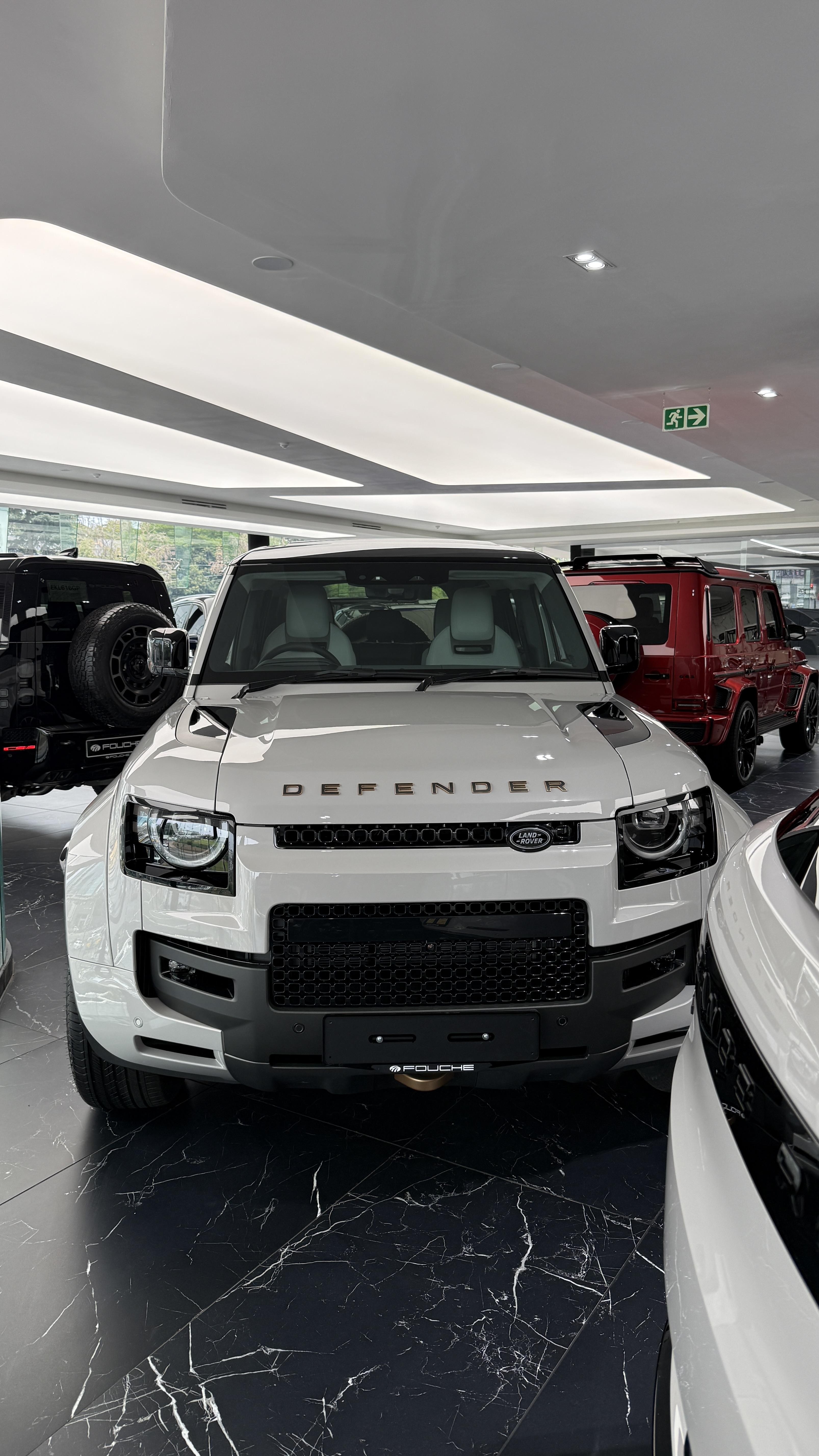 2026 LAND ROVER DEFENDER Image 2