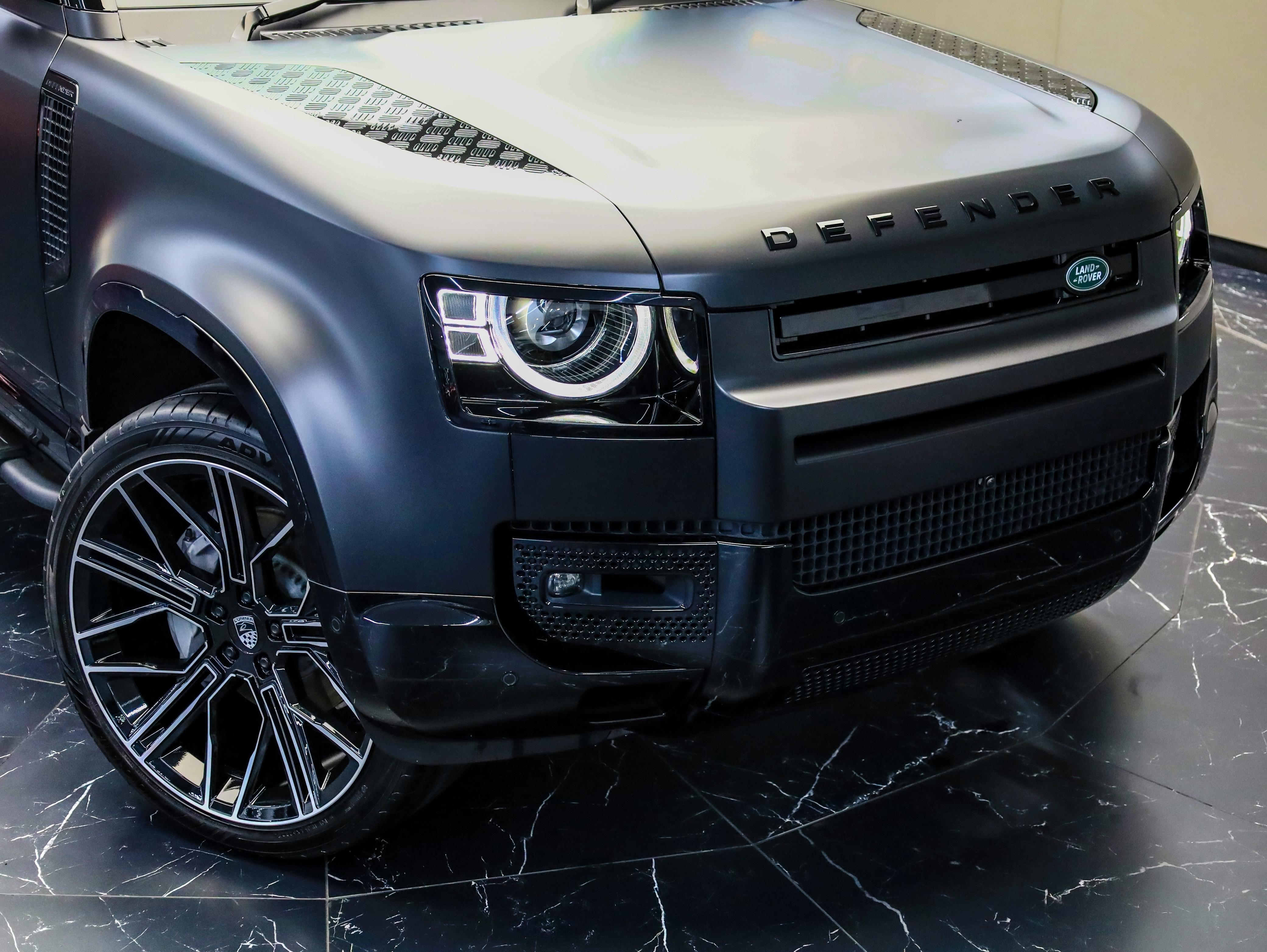 2026 LAND ROVER DEFENDER 110 Image 2