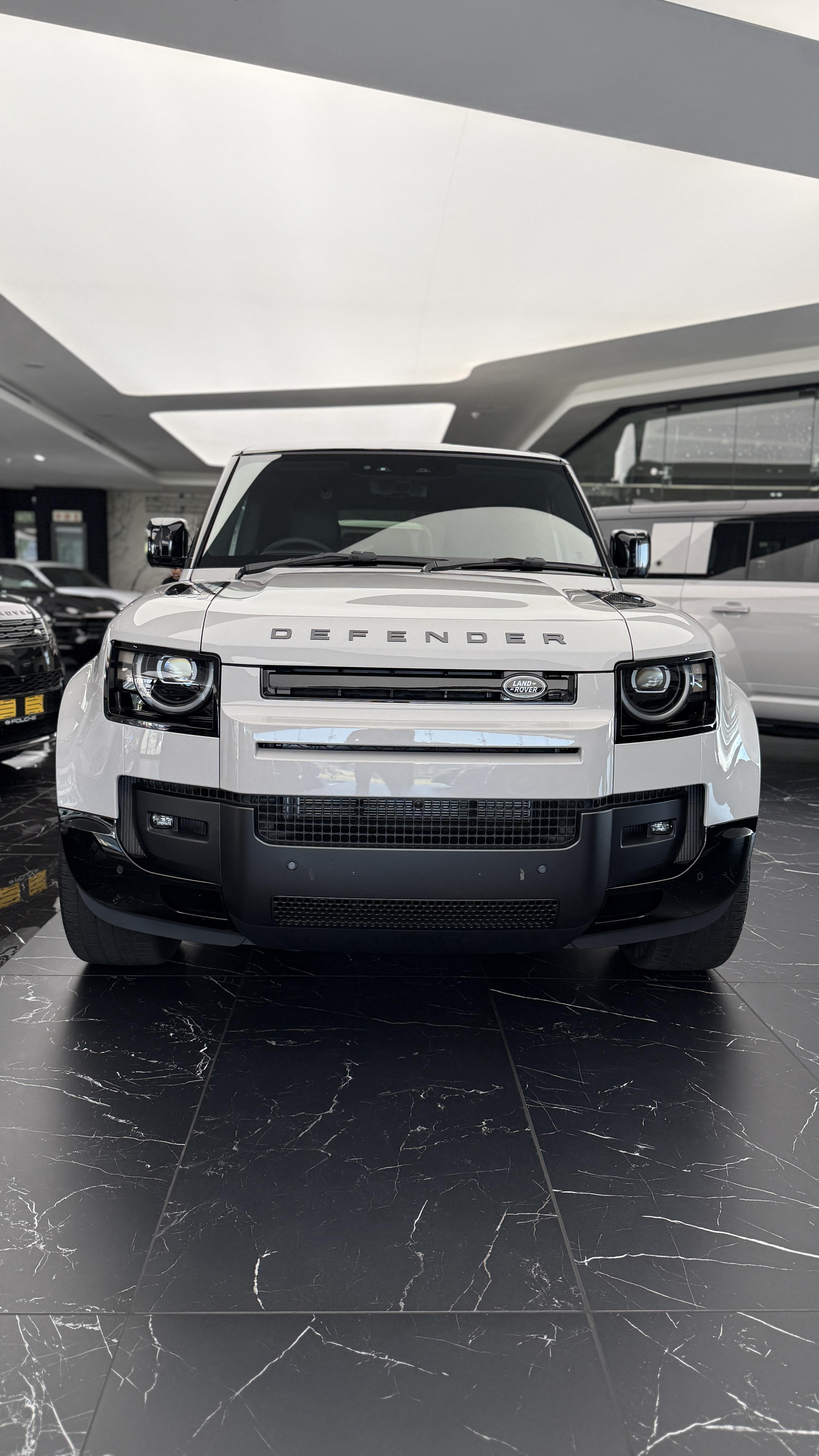 2026 LAND ROVER DEFENDER 110 Image 1