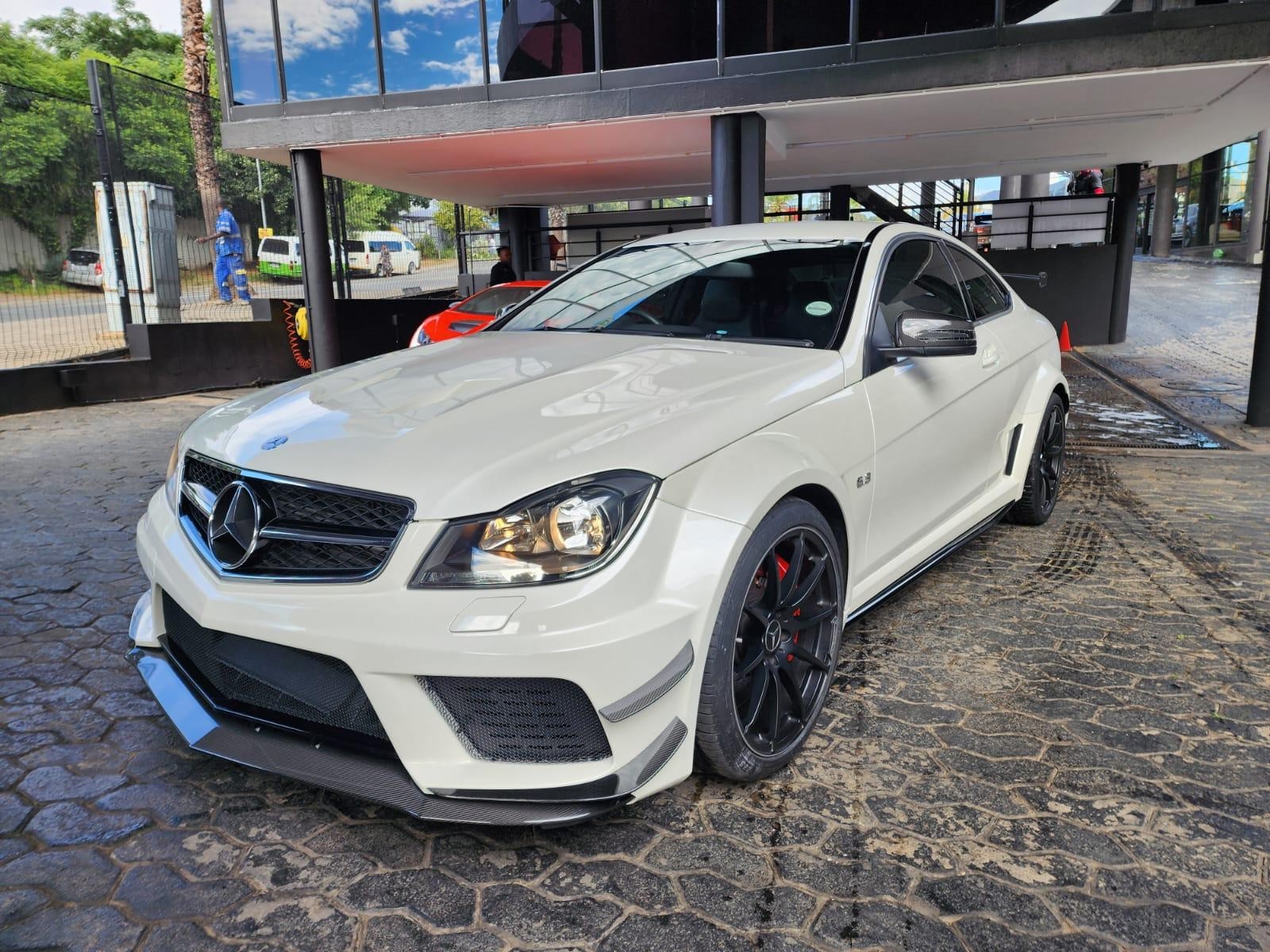 2012 MERCEDES-BENZ C CLASS COUPE Image 1