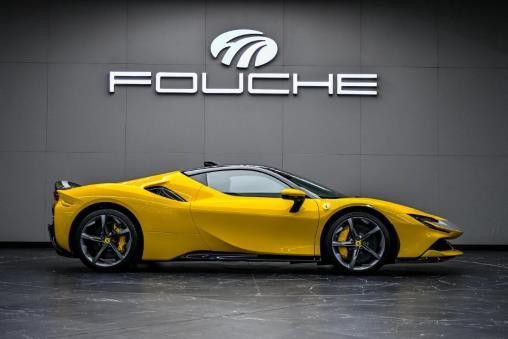 2022 FERRARI SF90 Image 2