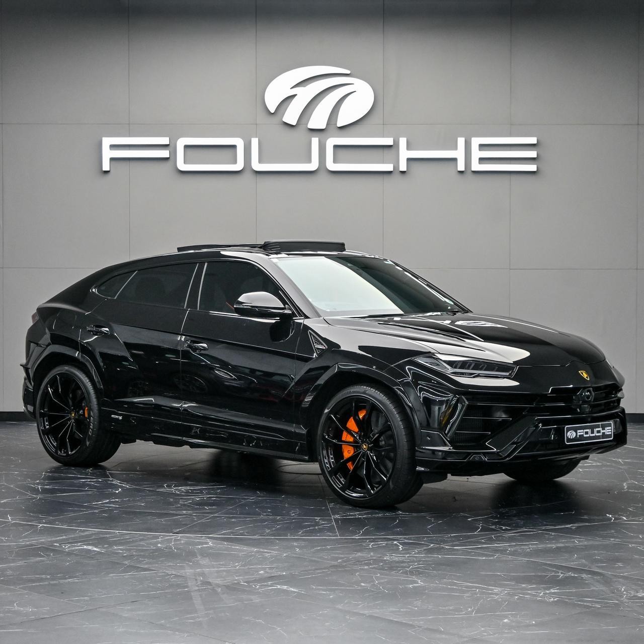 2023 LAMBORGHINI URUS Image 2