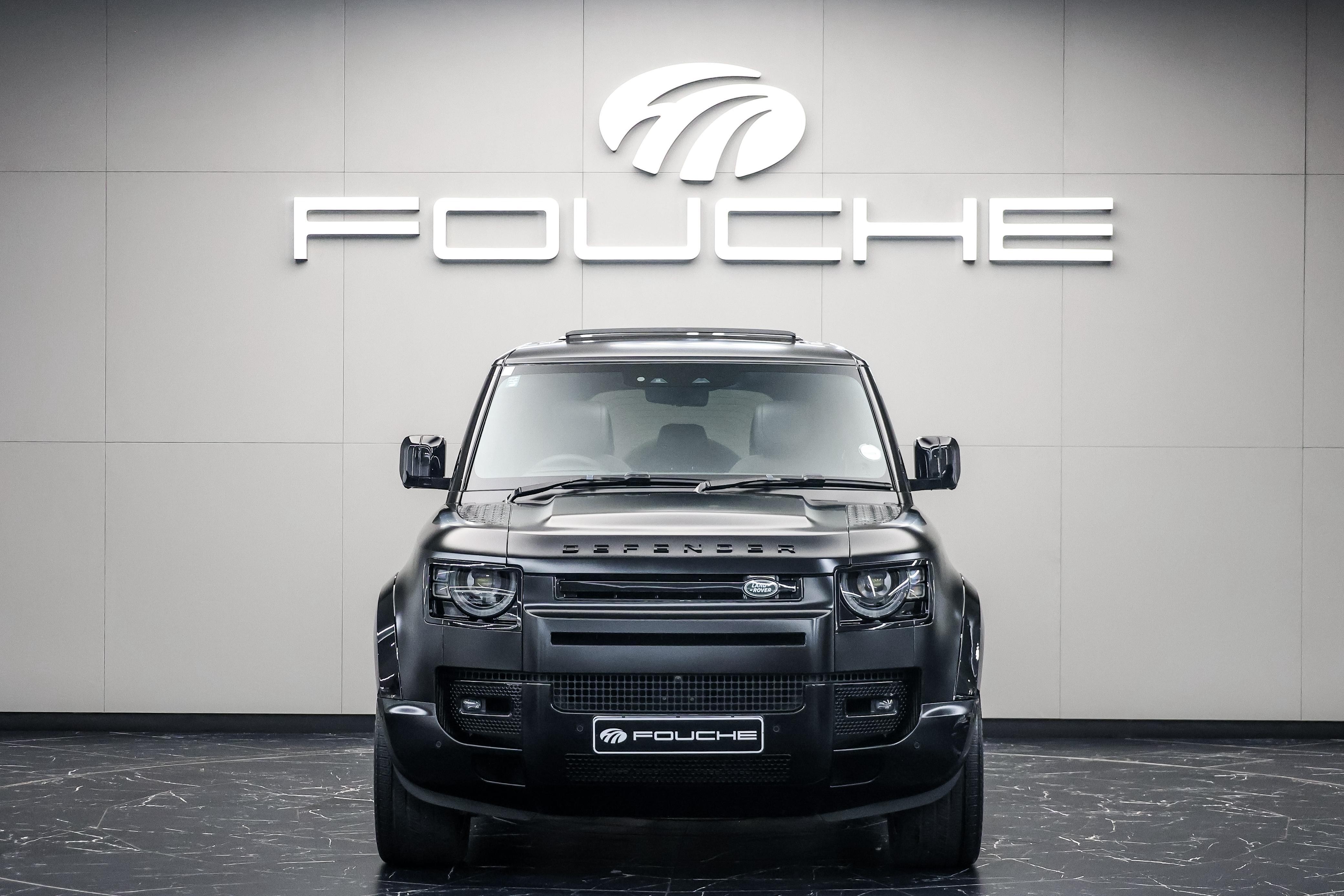 2022 LAND ROVER DEFENDER 110 Image 1