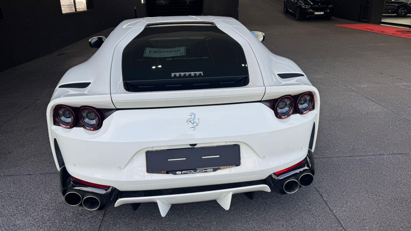 2018 FERRARI 812 Image 1