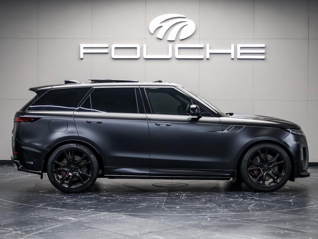 2026 LAND ROVER RANGE ROVER SPORT Image 1