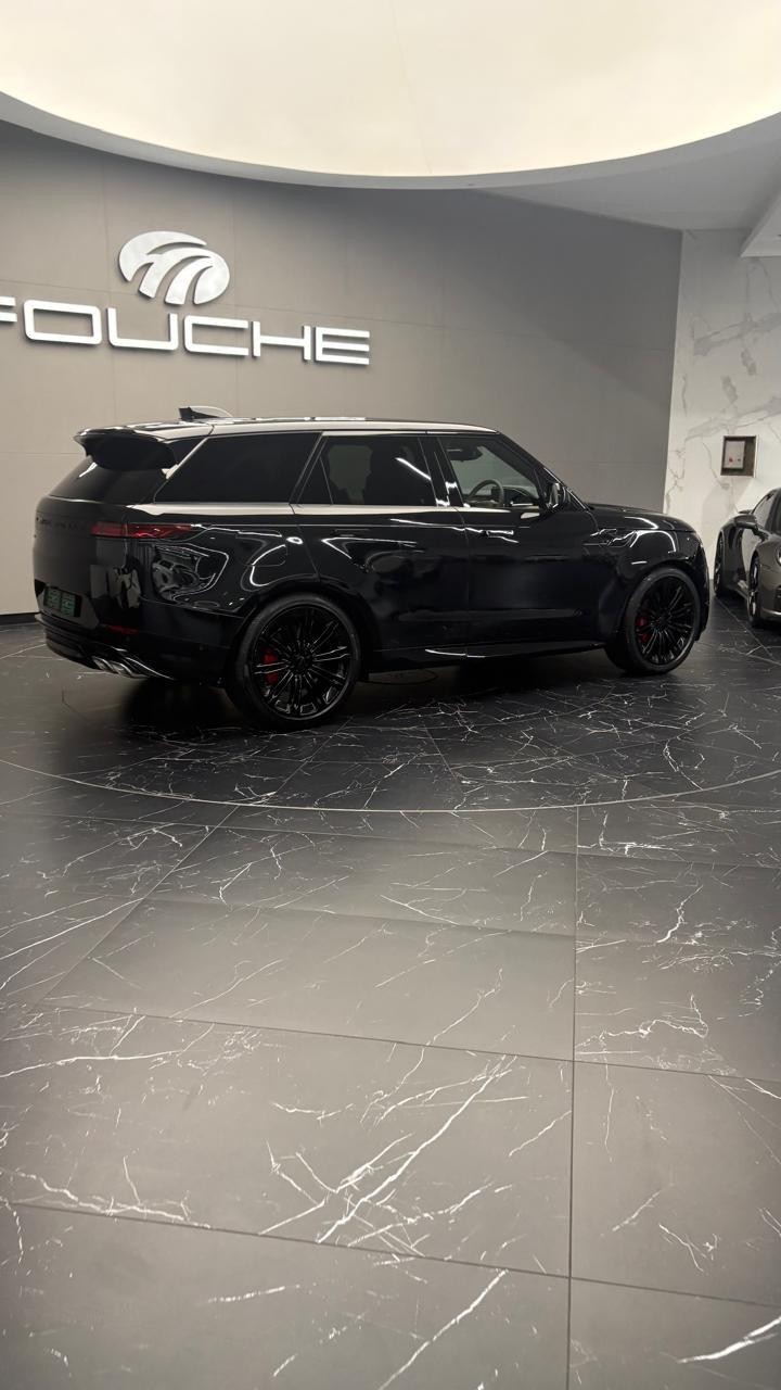 2026 RANGE ROVER SPORT P530 Image 1