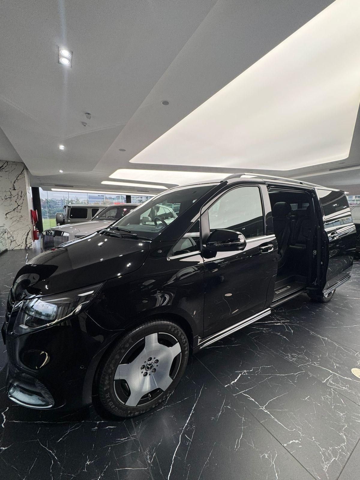 2026 MERCEDES-BENZ V-CLASS Image 1